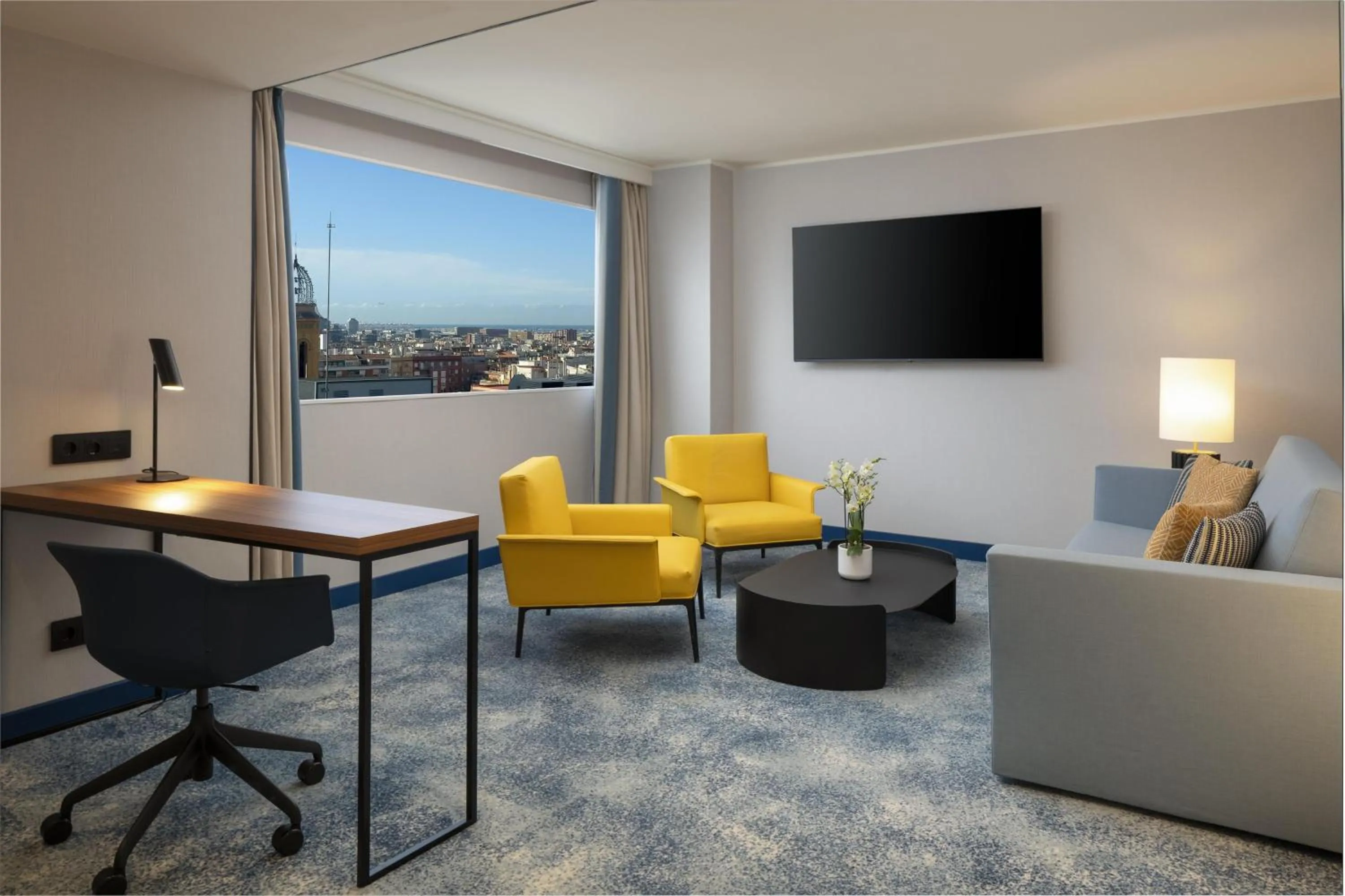 Living room in Hilton Barcelona