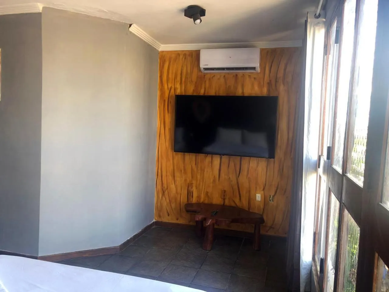 TV and multimedia, Bed in Hotel Pousada Mahon Mar