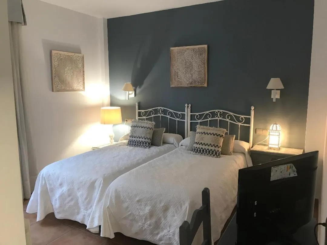 Photo of the whole room, Bed in Hotel Macavi Playa