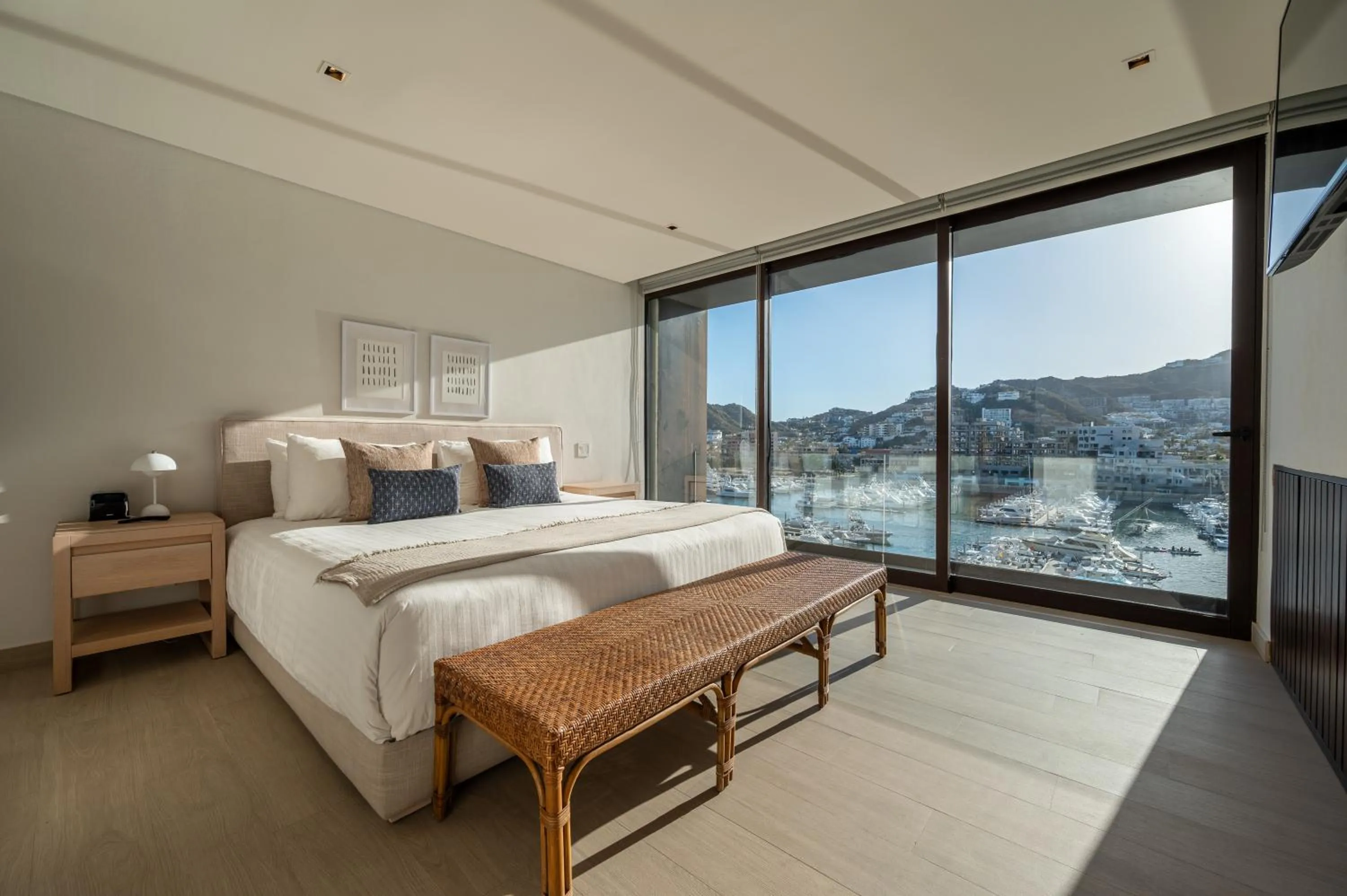 Bedroom, Bed in Paraiso Residences Marina Cabo by Capitalia