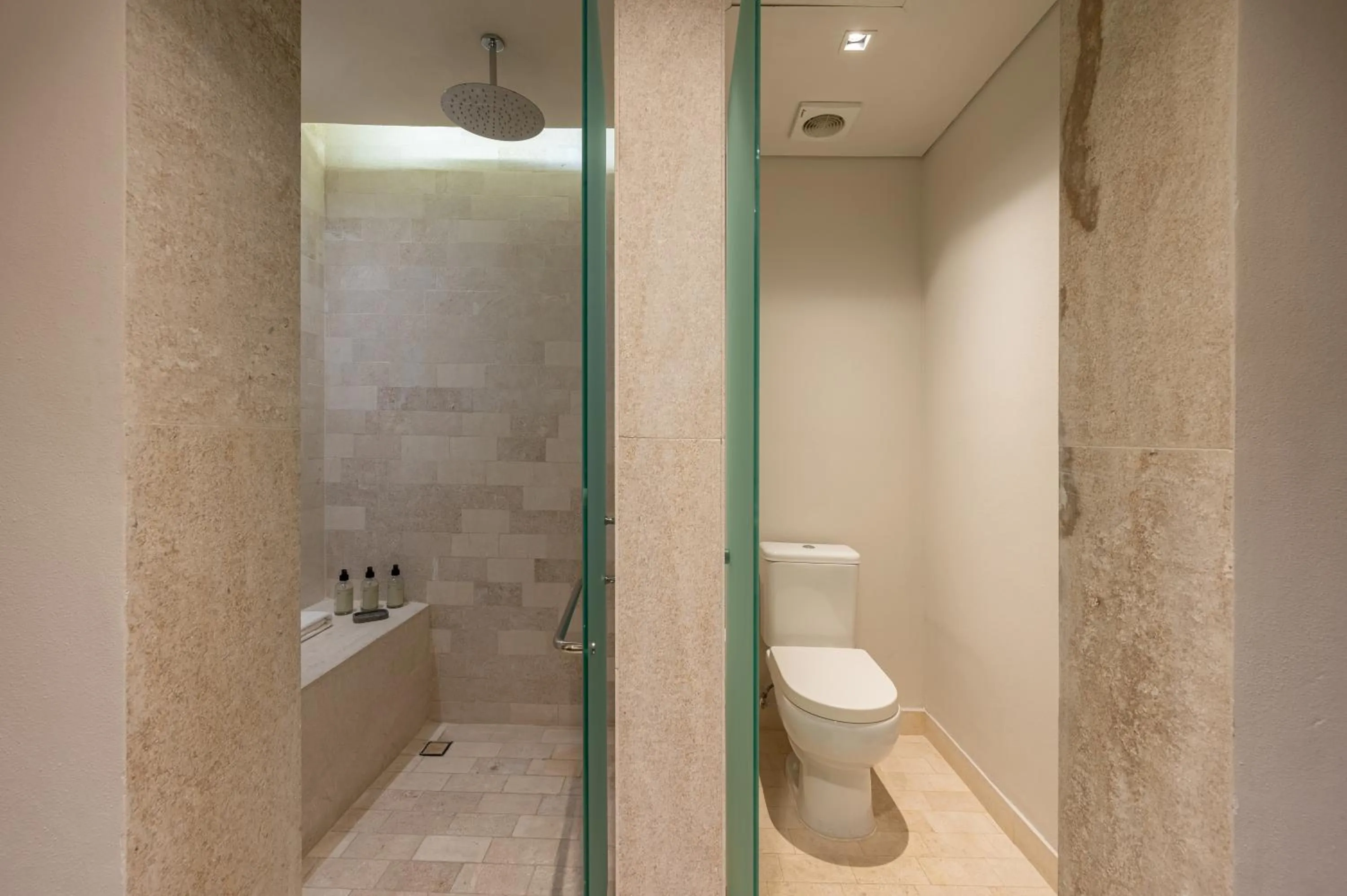 Bathroom in Paraiso Residences Marina Cabo by Capitalia