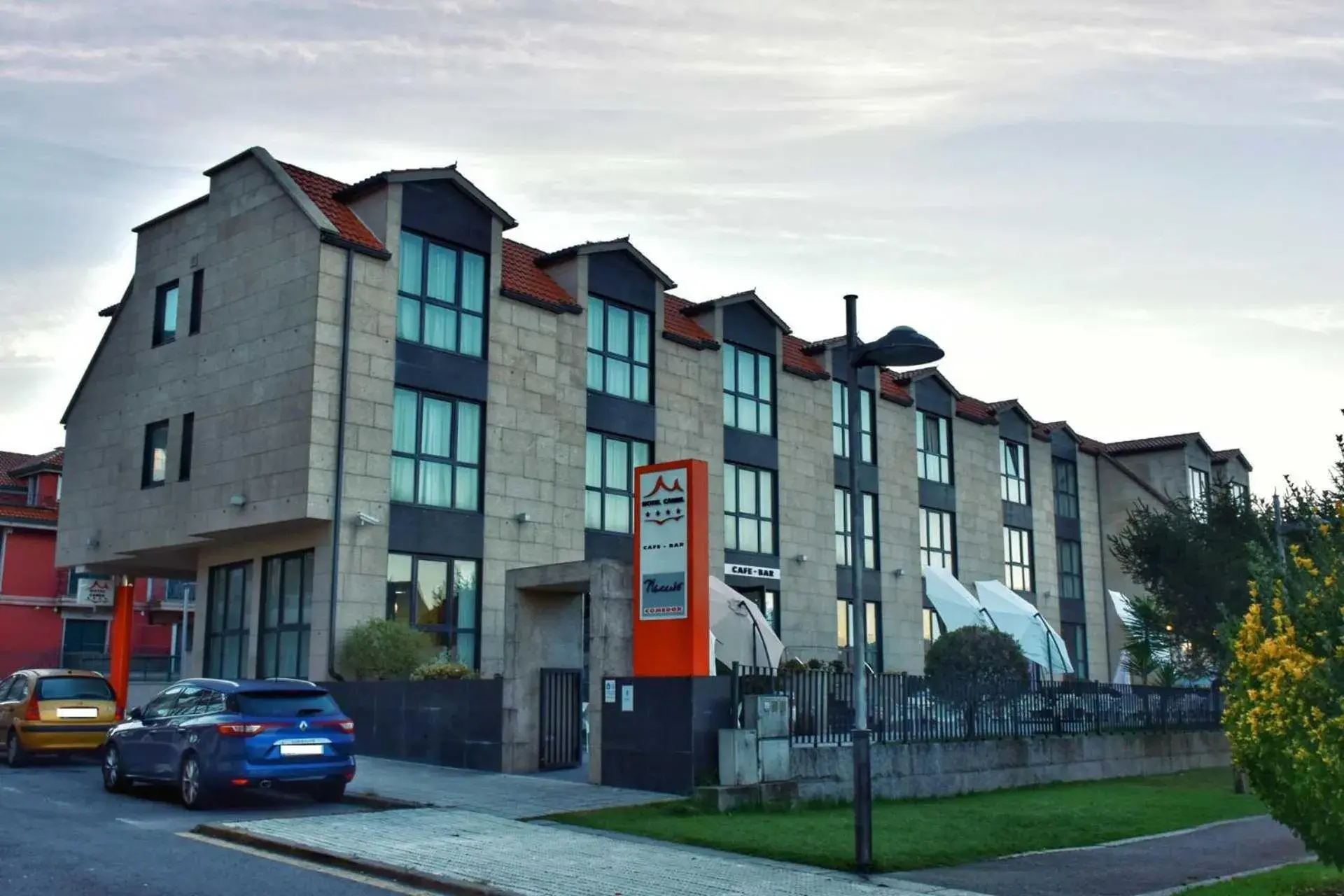 Property building in Hotel Alda Carril Property building in Hotel Alda Carril