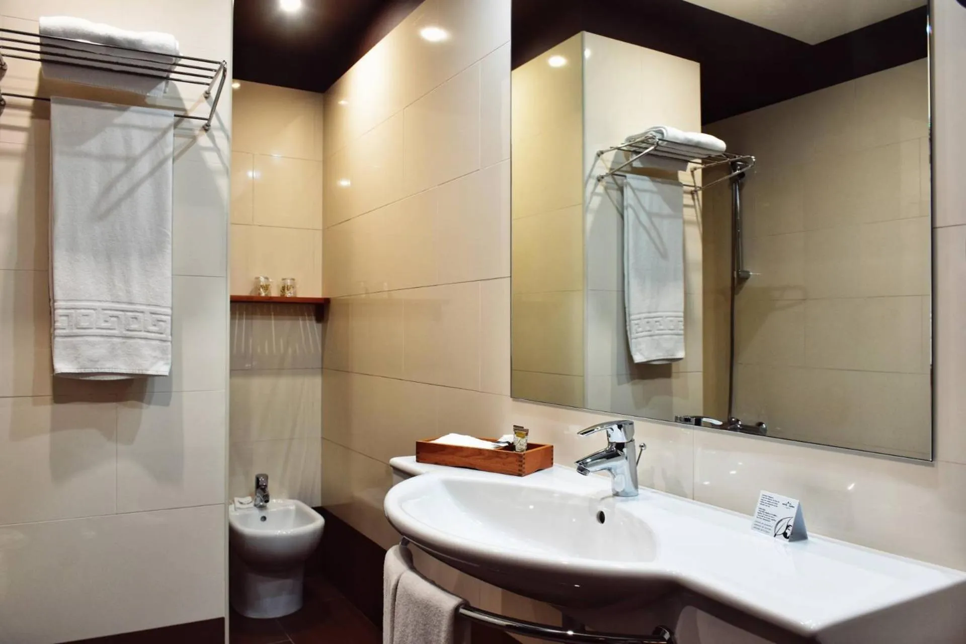 Bathroom in Hotel Alda Carril