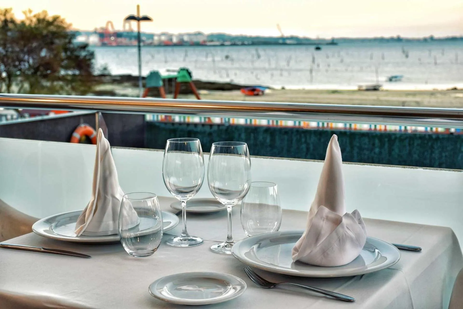 Restaurant/places to eat in Hotel Alda Carril