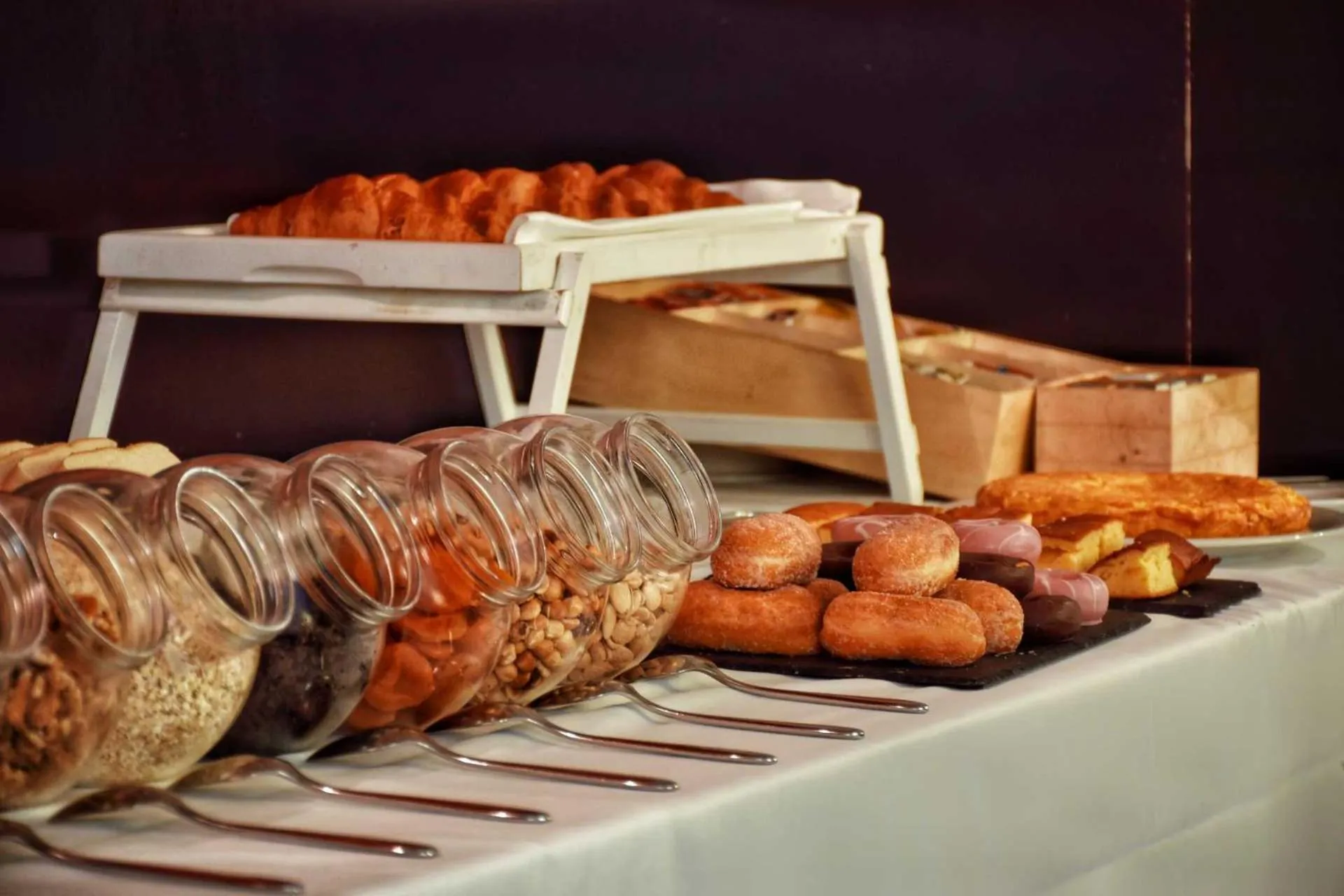 Buffet breakfast in Hotel Alda Carril