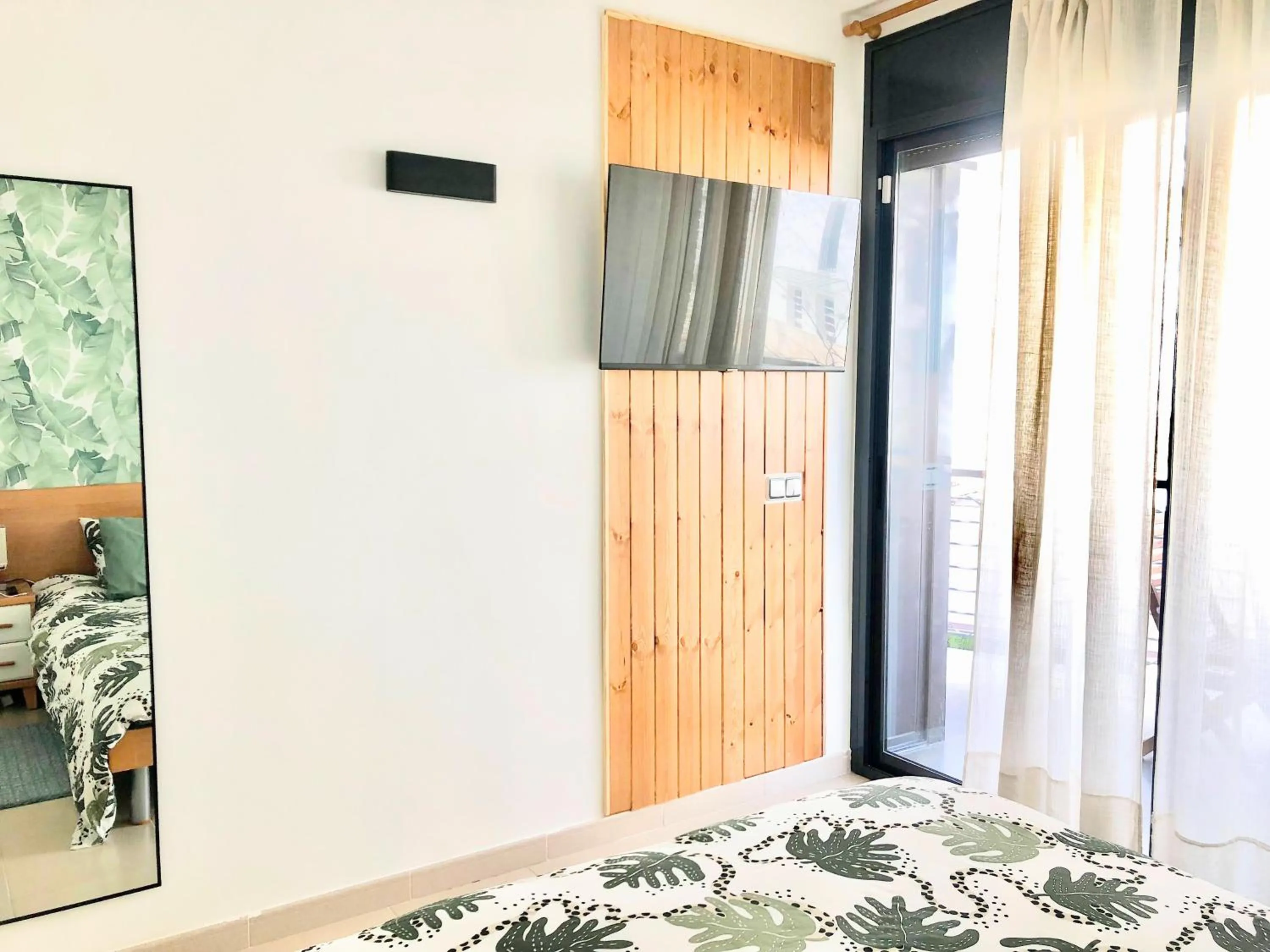 Photo of the whole room in Mar i Llum