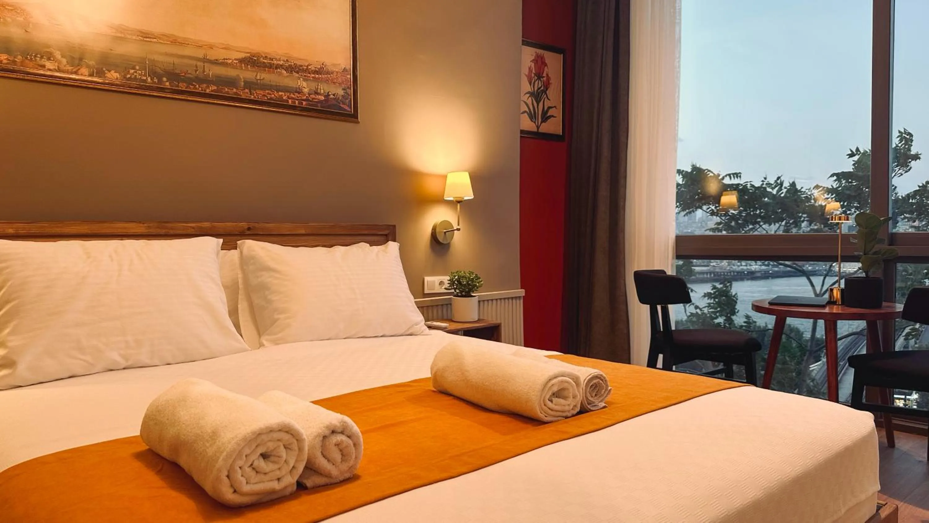 Bed in The Haliç Bosphorus Hotel