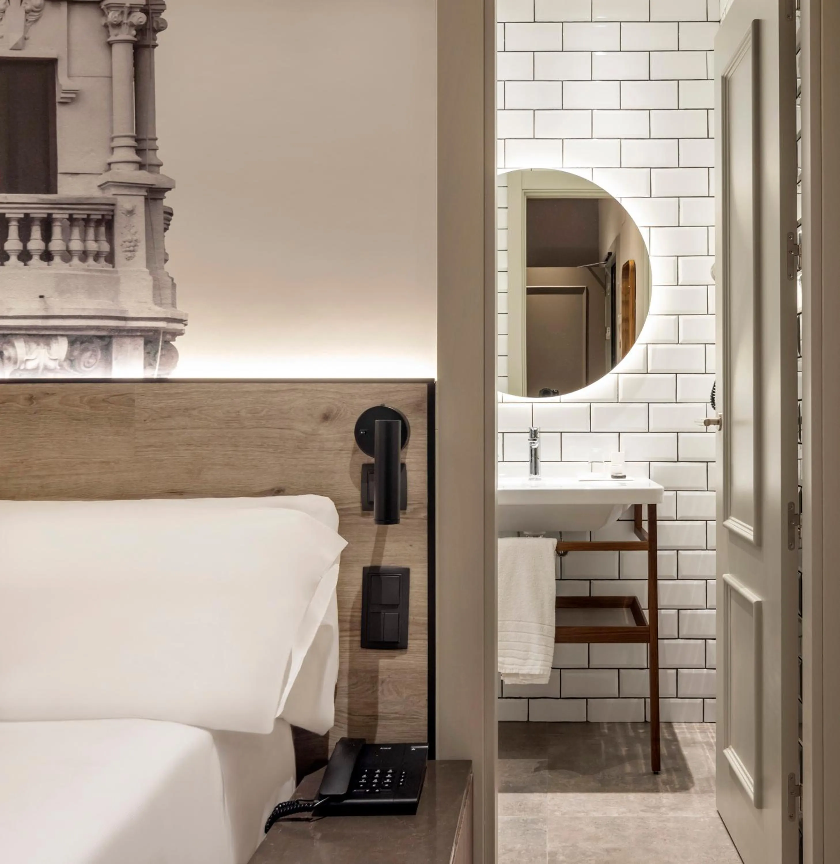 Bed in Regente Hotel