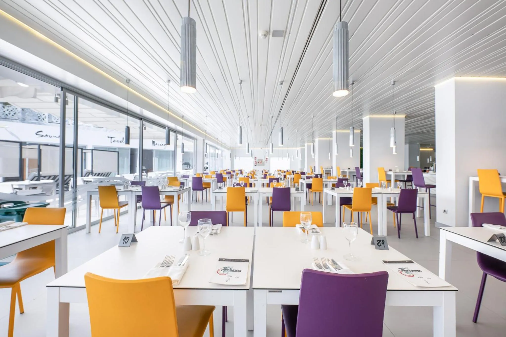 Restaurant/places to eat in Hotel Caserio