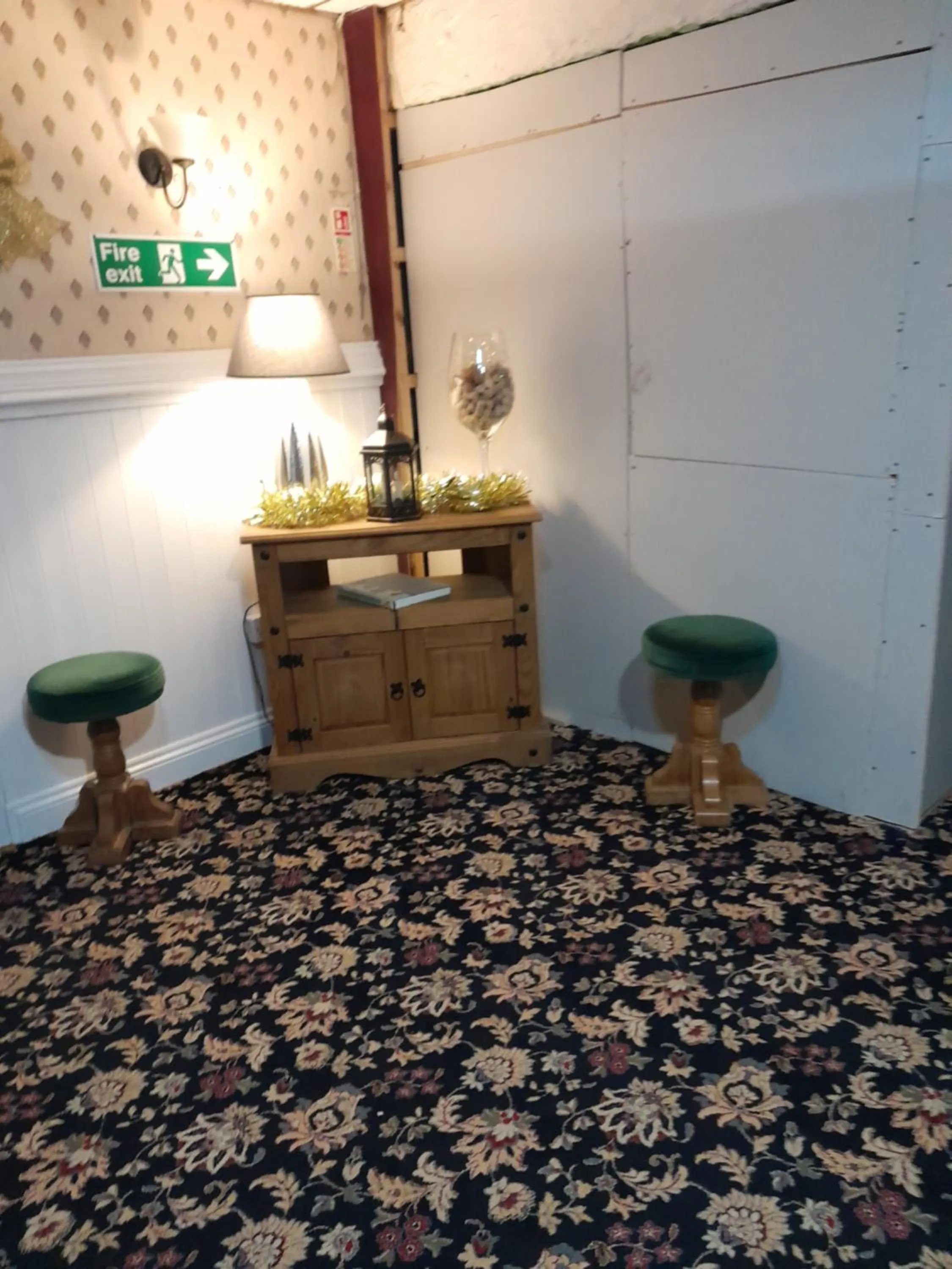 Kings Arms Guest House Ebbw Vale