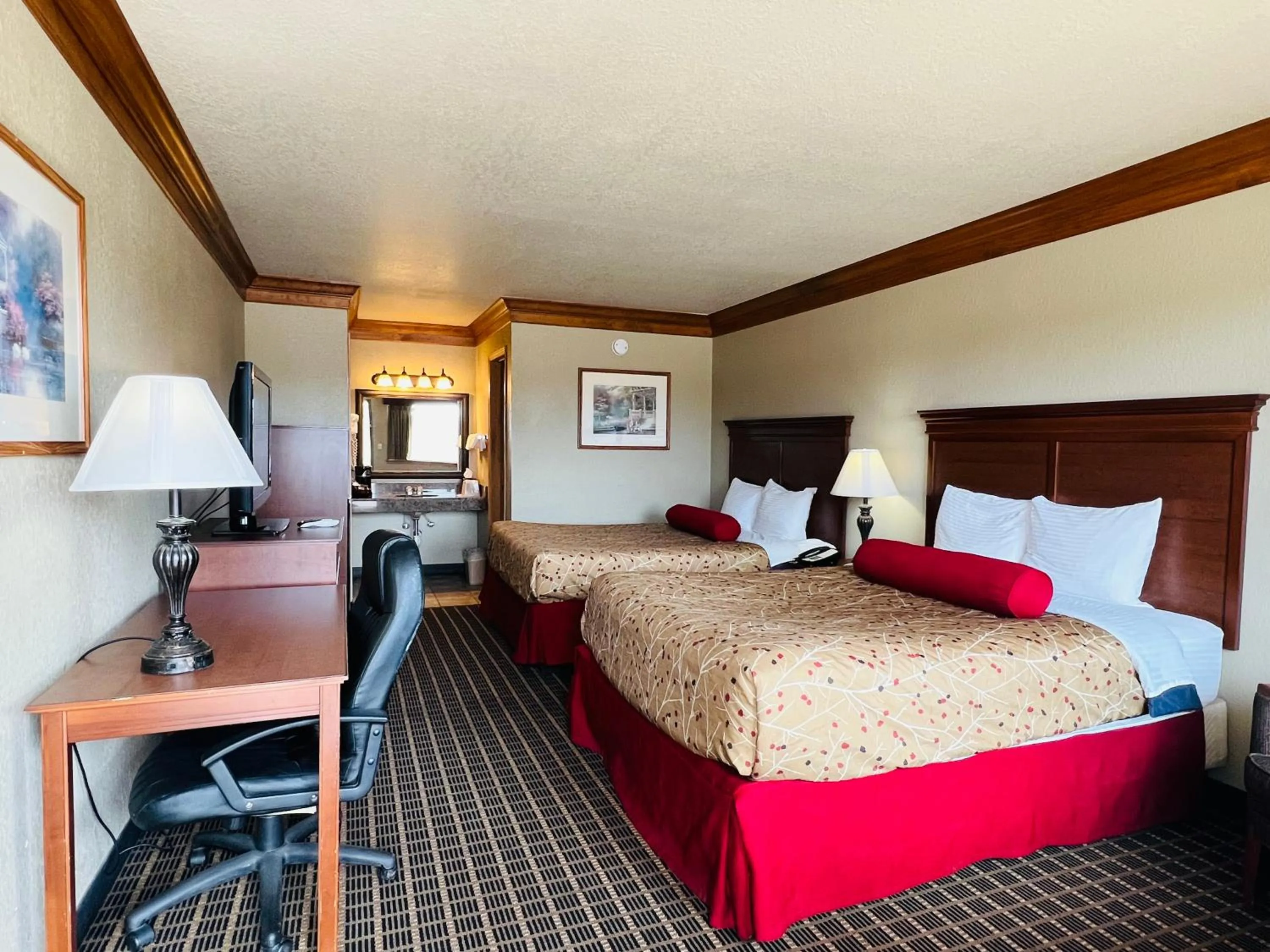 Bed in Cattle country lodge