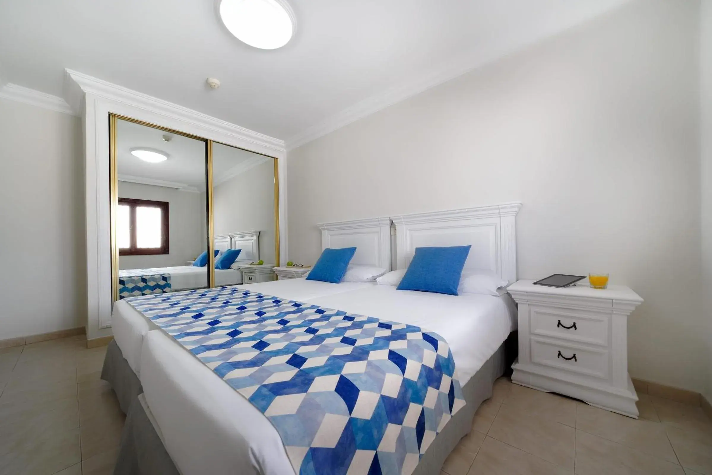 Photo of the whole room, Bed in Labranda Los Cocoteros Photo of the whole room, Bed in Labranda Los Cocoteros