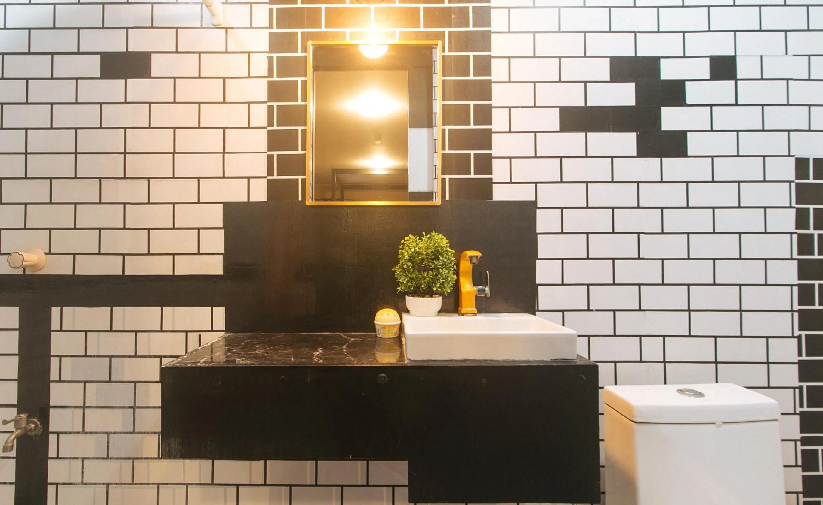 Bathroom in RedDoorz @ Dolce Cabanas Beach Resort