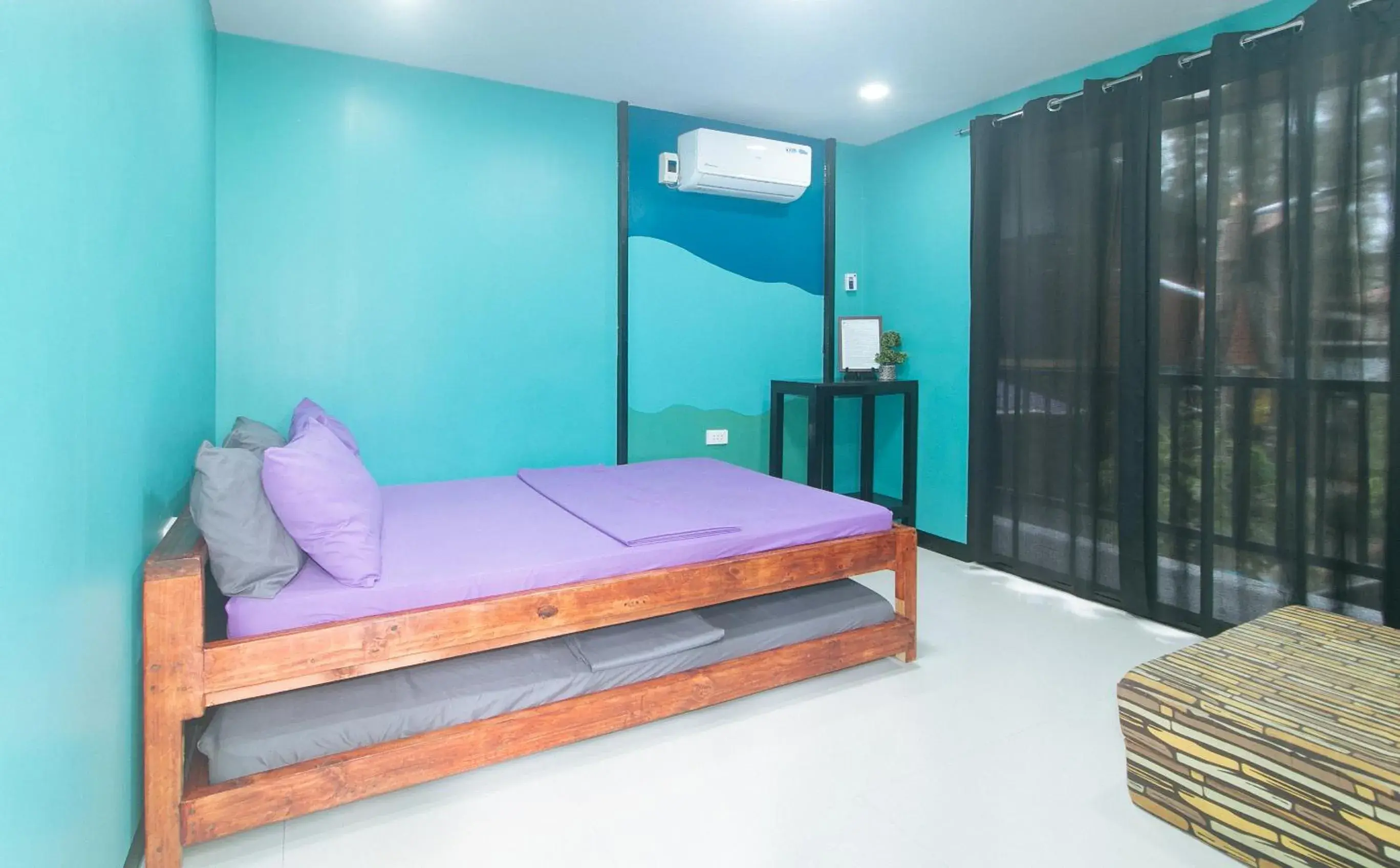 Deluxe Room in RedDoorz @ Dolce Cabanas Beach Resort Deluxe Room in RedDoorz @ Dolce Cabanas Beach Resort