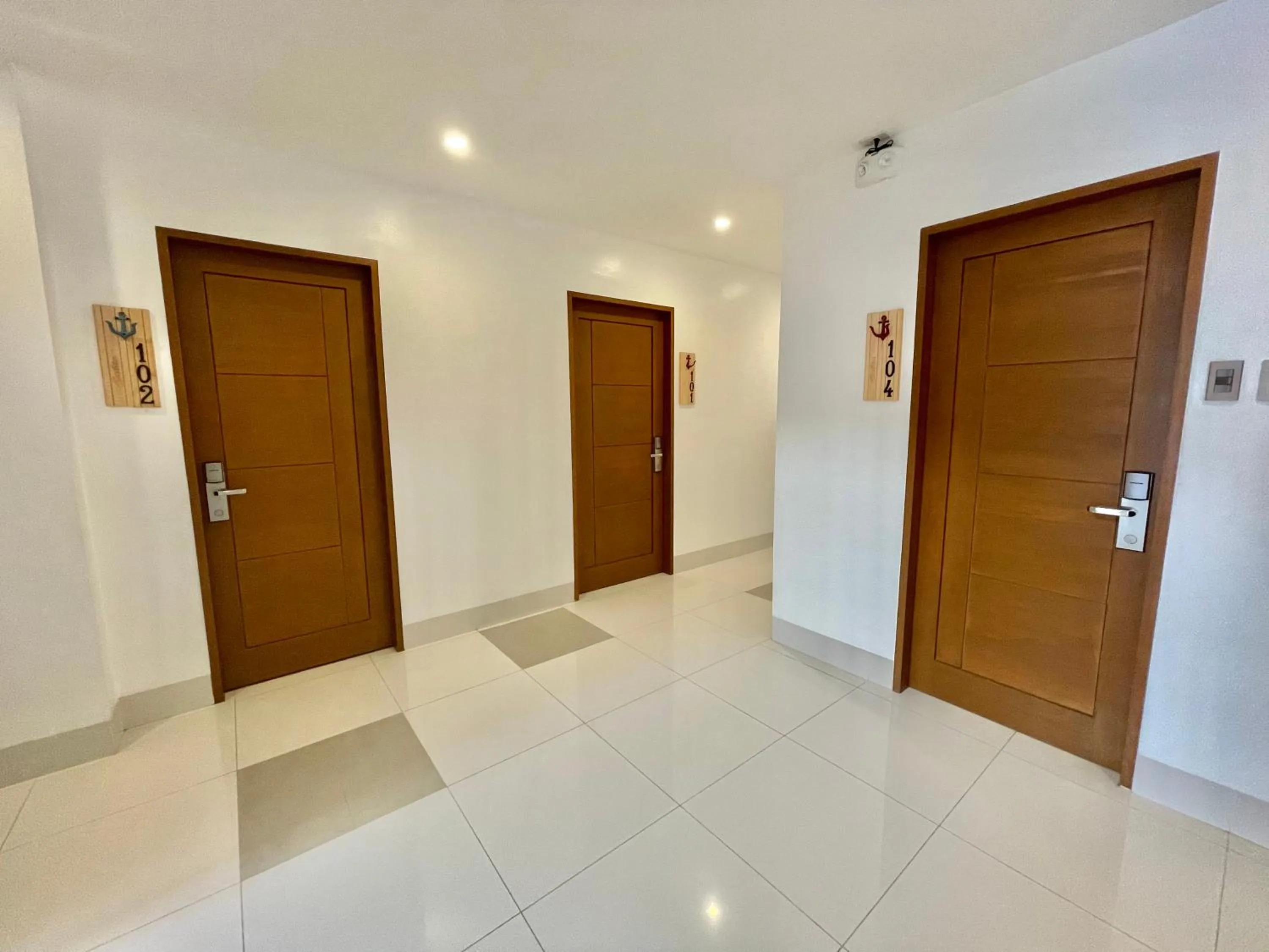 Decorative detail in Lighthouse Point Hotel