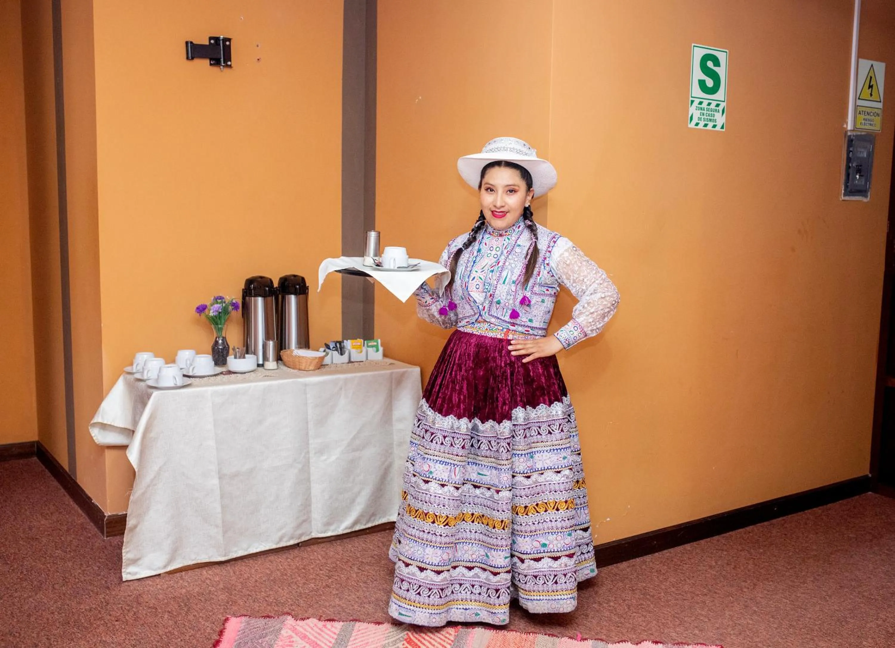 Colibrí Inn