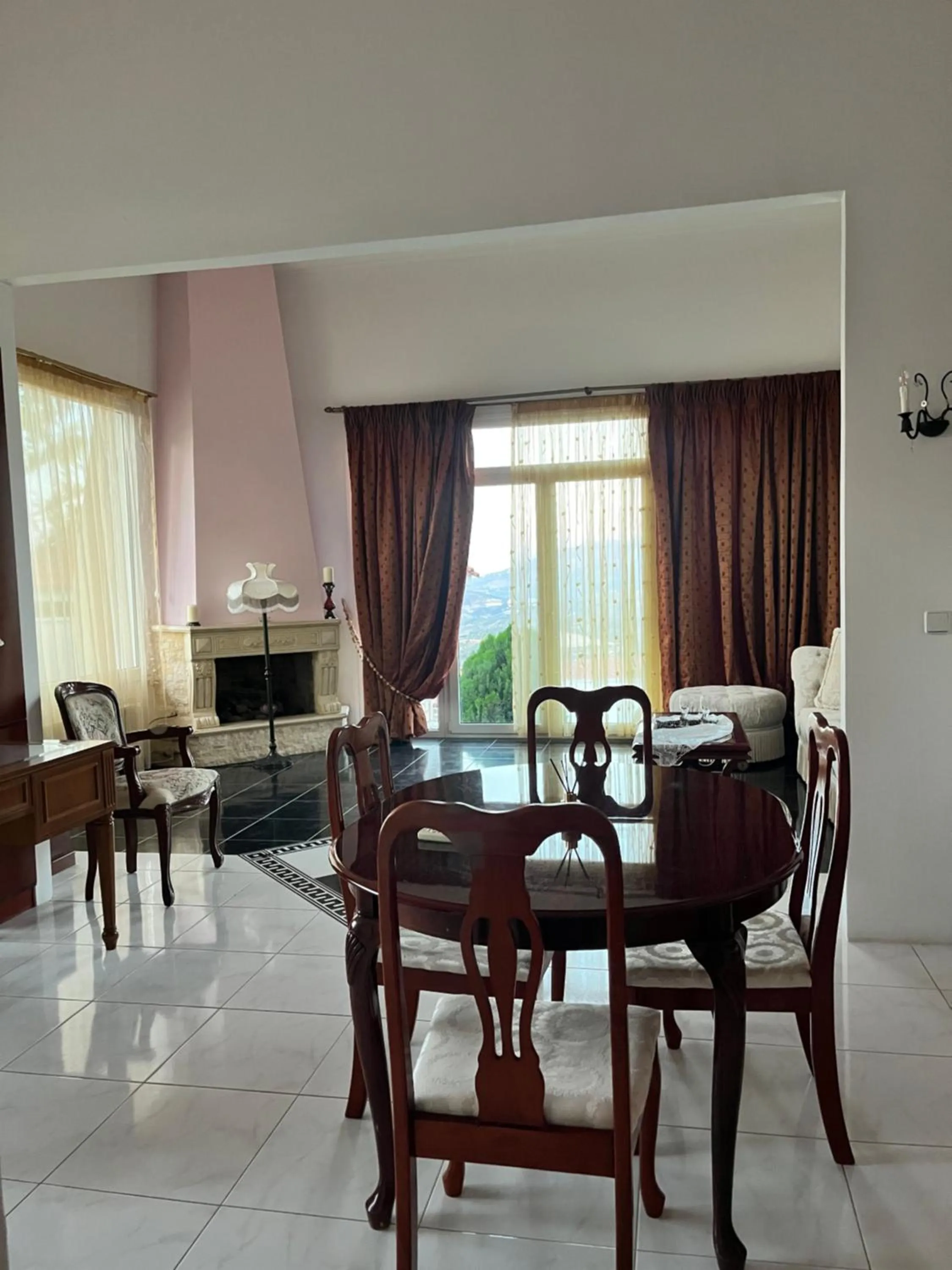 Rafkos Mansion with Private Pool and Amazing View