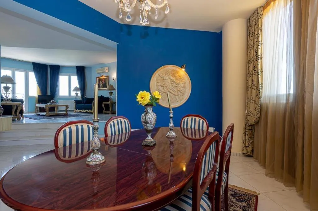 Rafkos Mansion with Private Pool and Amazing View