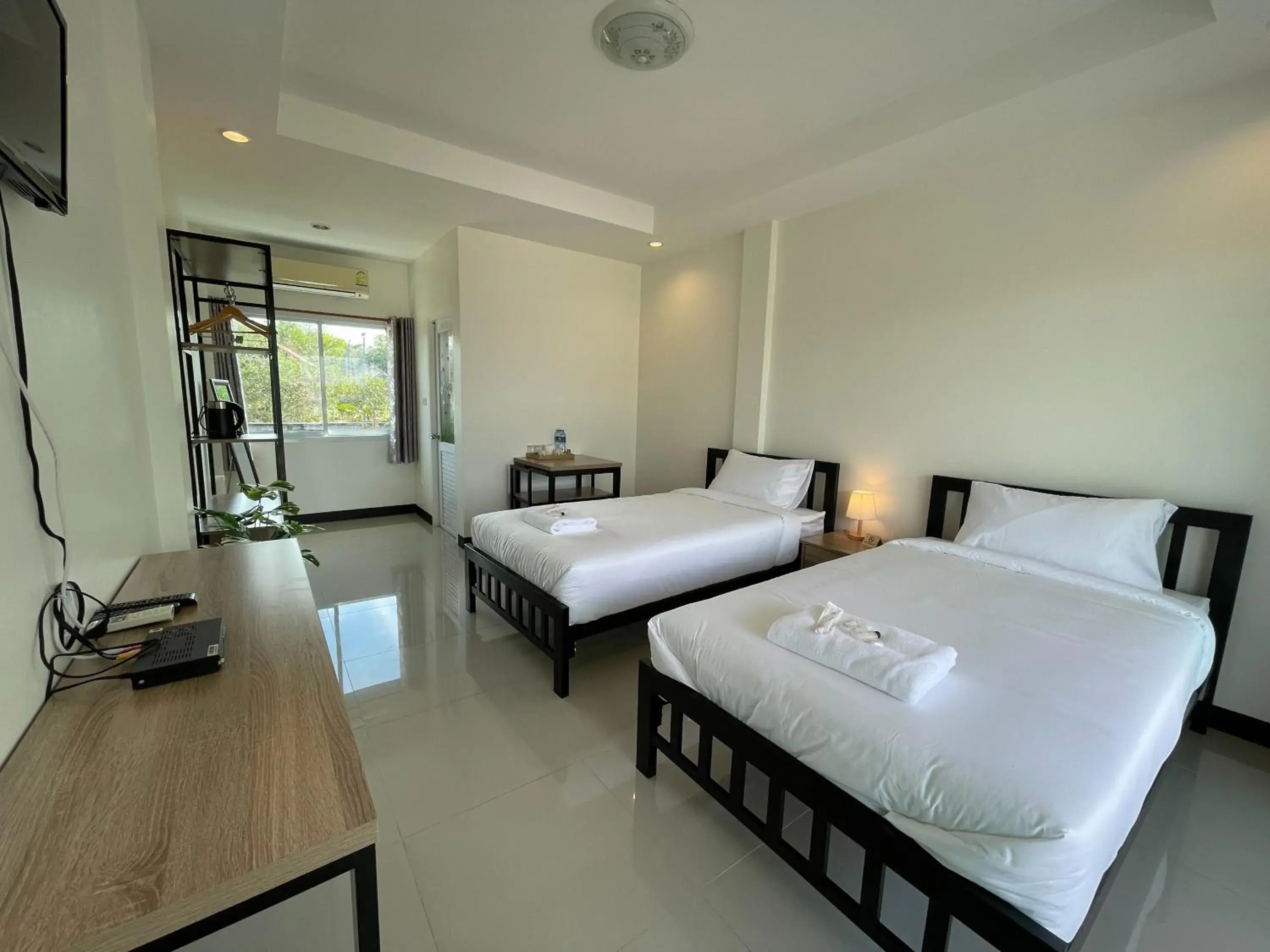 Bed in Ivory House Sriracha Bed in Ivory House Sriracha