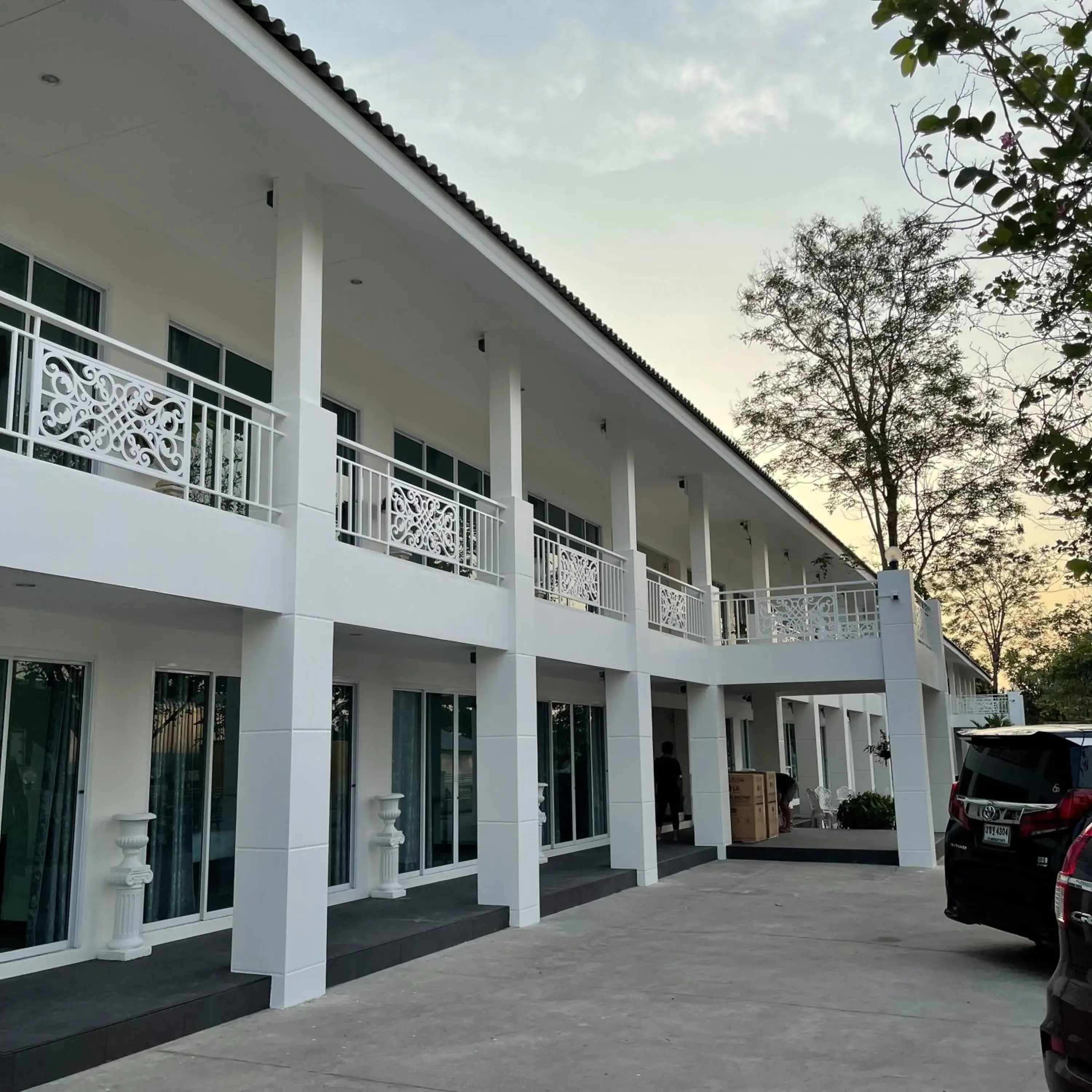 Property building in Ivory House Sriracha Property building in Ivory House Sriracha