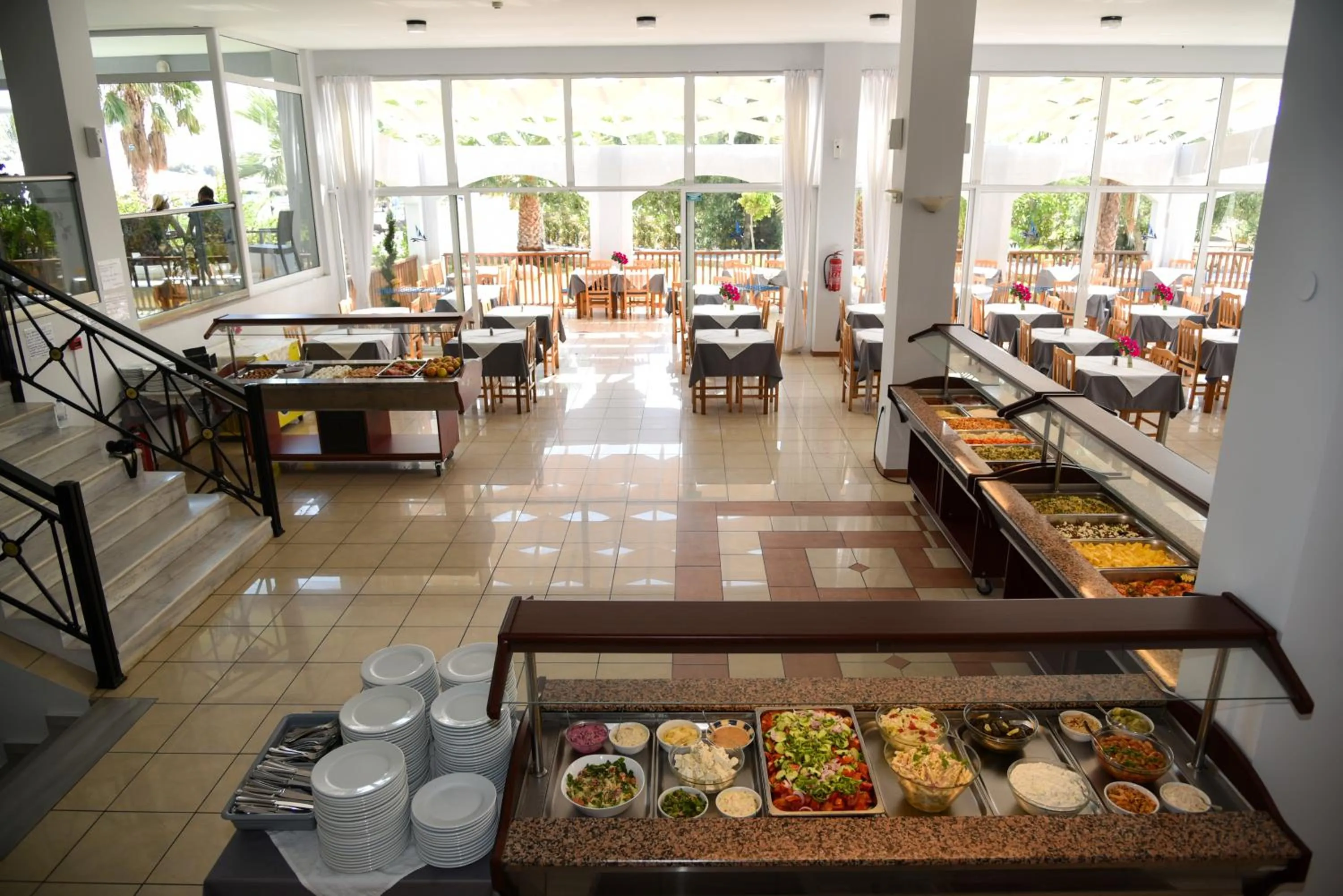 Restaurant/places to eat in Evripides Village