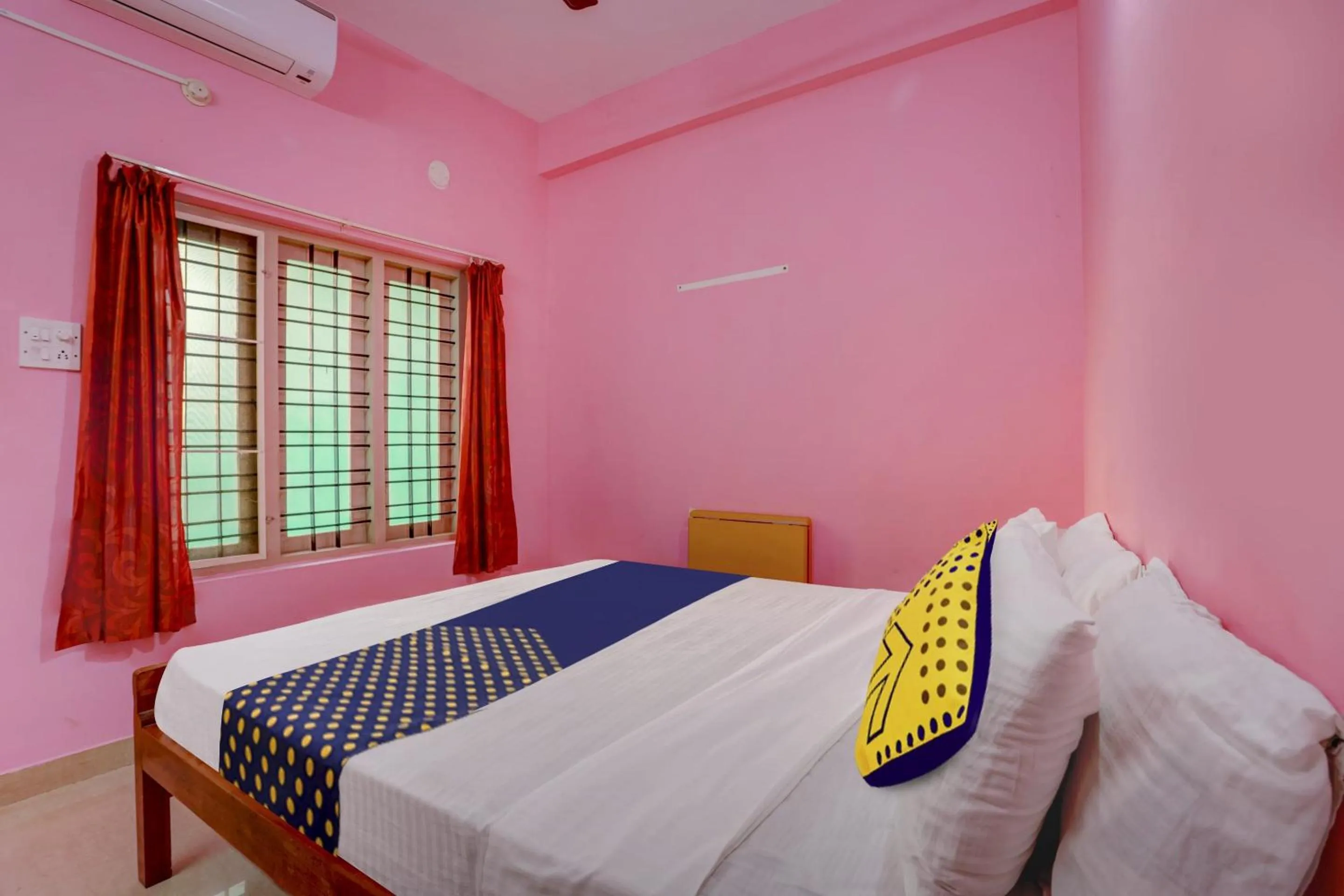 Bedroom, Bed in THE NEW VIEW HOTEL INN