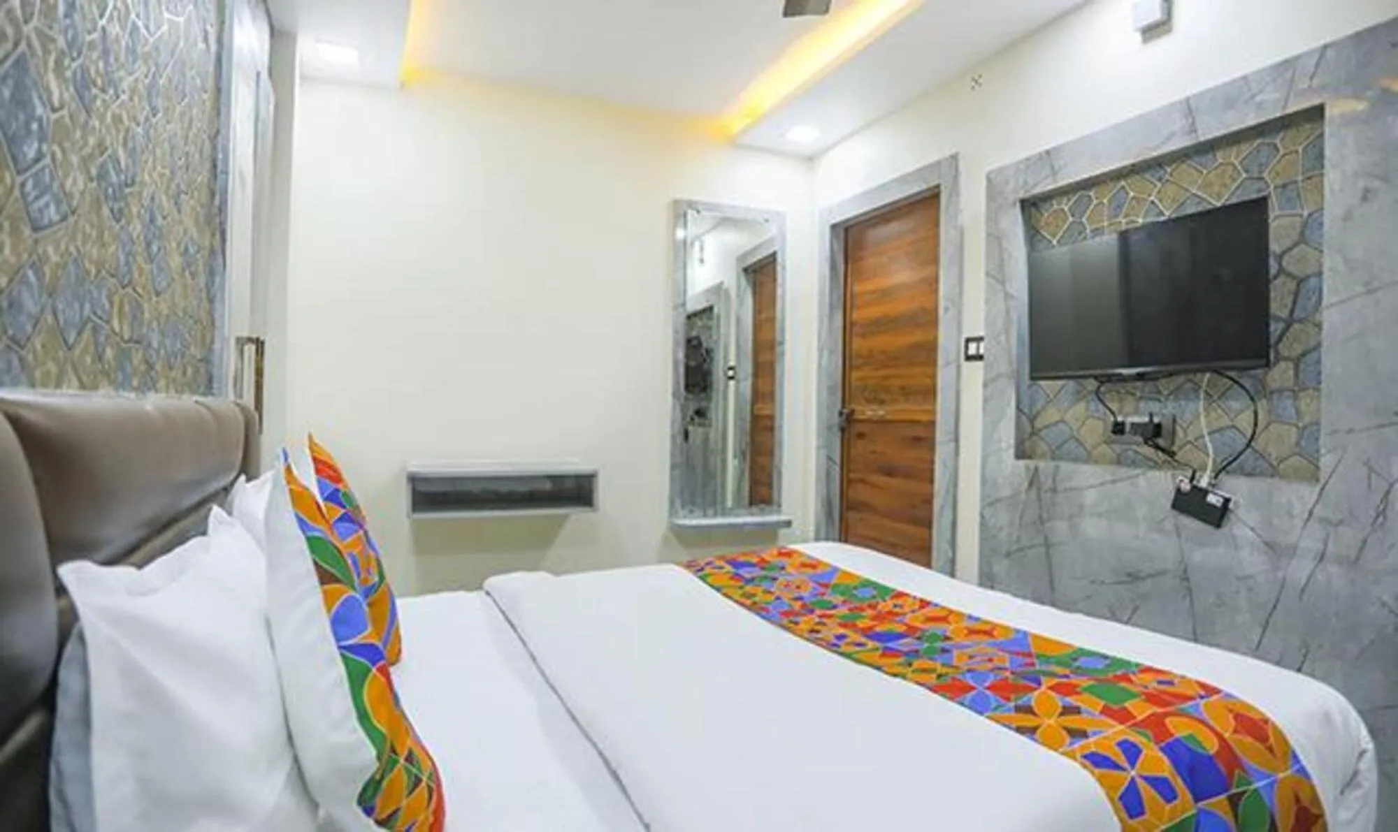 Bed in FabHotel The Treenity House