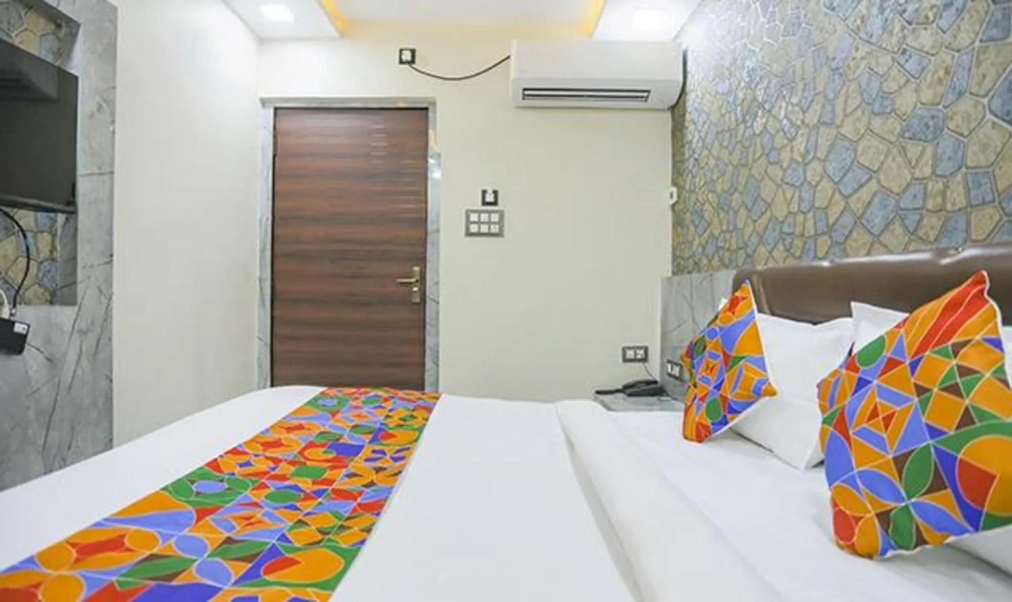 Bed in FabHotel The Treenity House