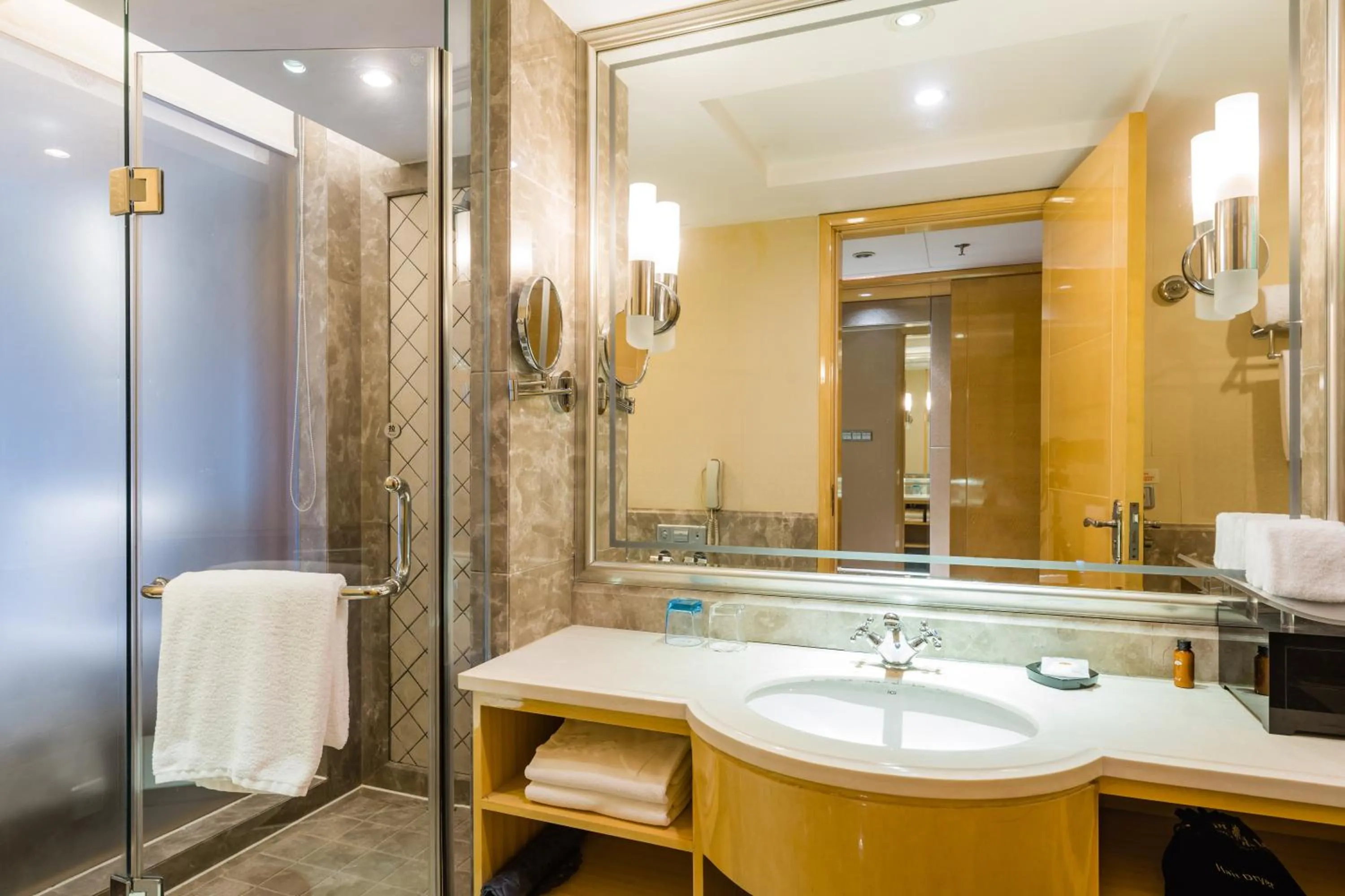 Toilet in S&N Hotel Jiujiang