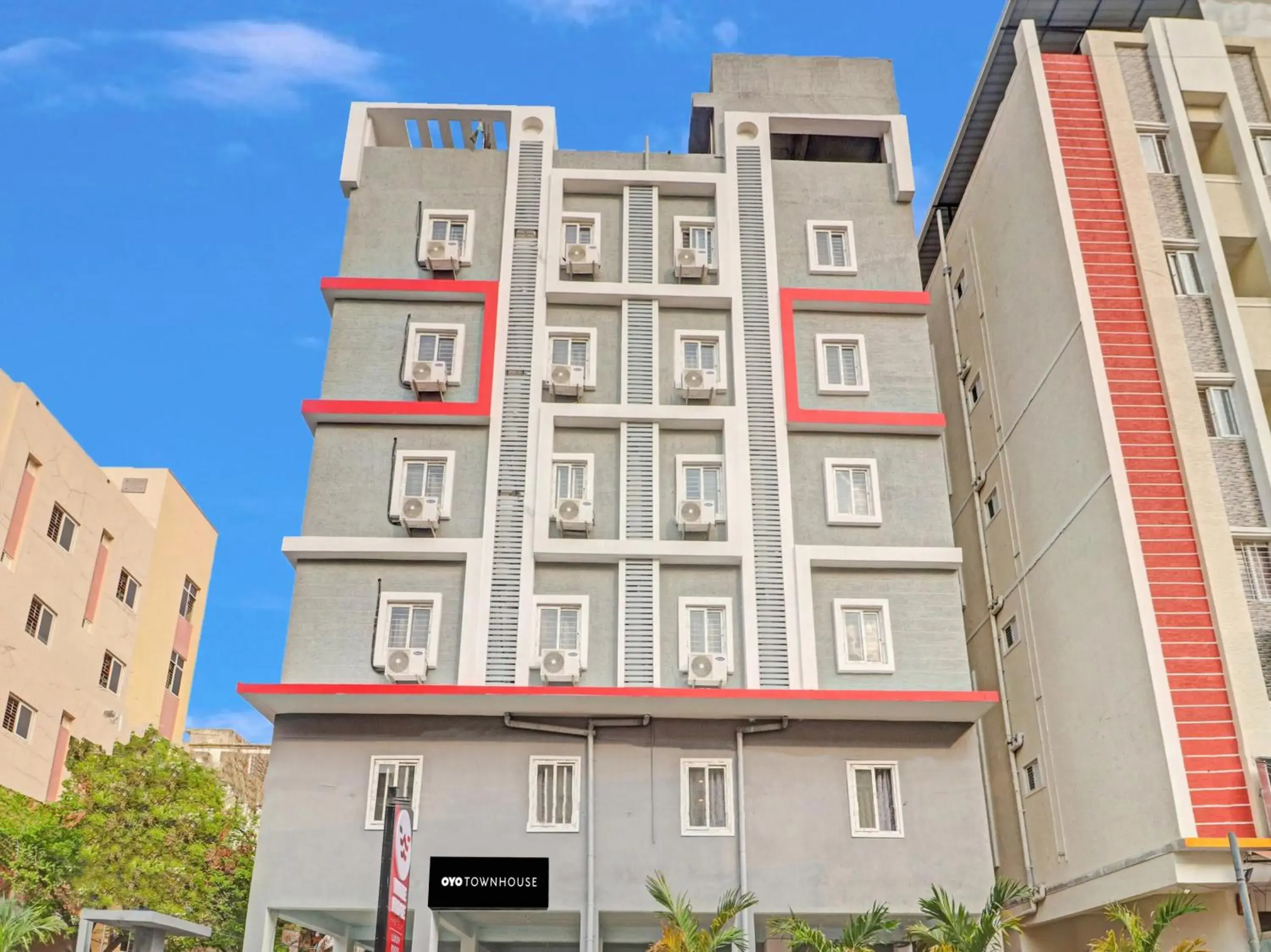 Facade/entrance in Townhouse White Ridge KPHB OPP JNTU Facade/entrance in Townhouse White Ridge KPHB OPP JNTU
