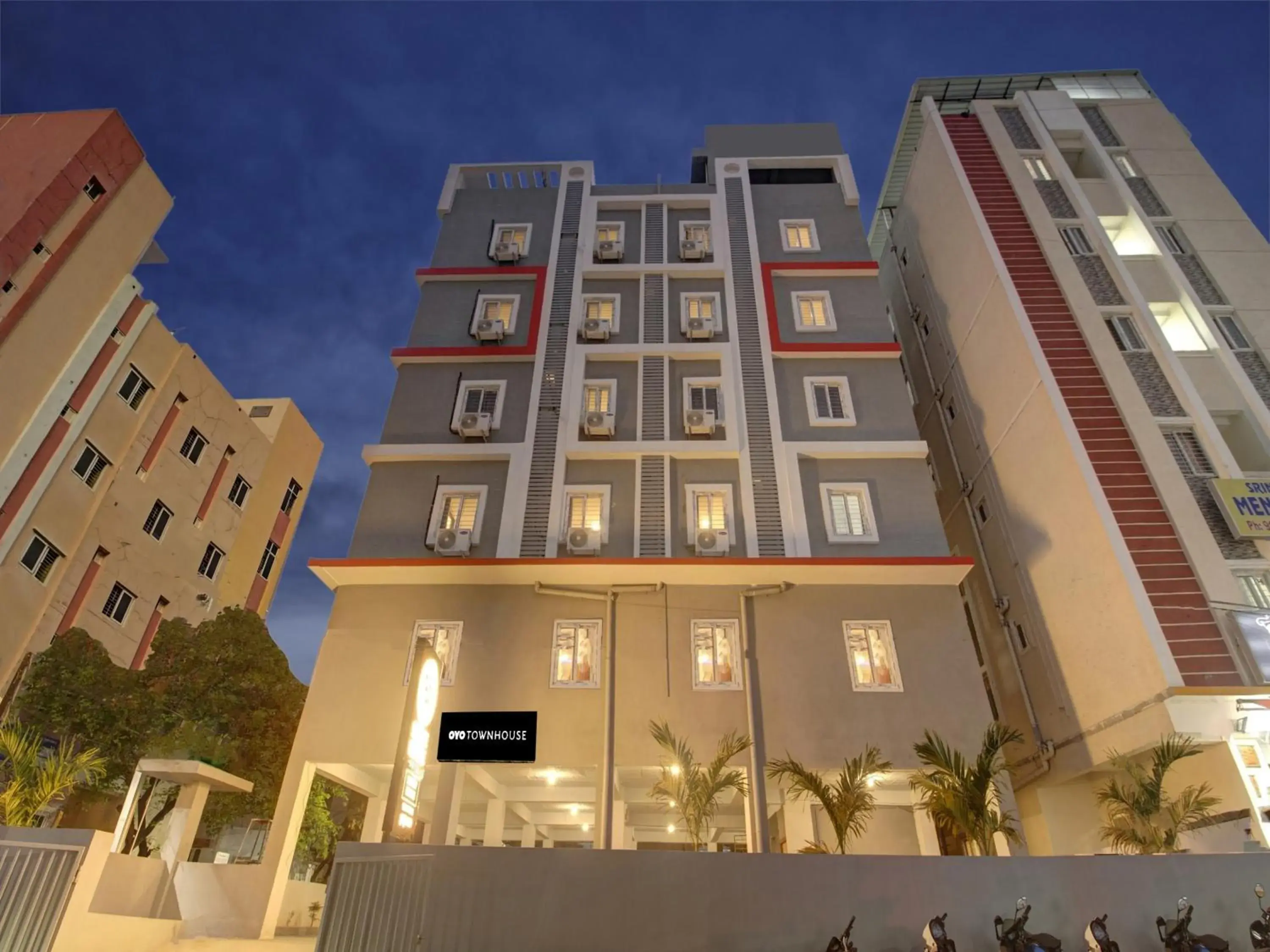 Facade/entrance in Townhouse White Ridge KPHB OPP JNTU Facade/entrance in Townhouse White Ridge KPHB OPP JNTU