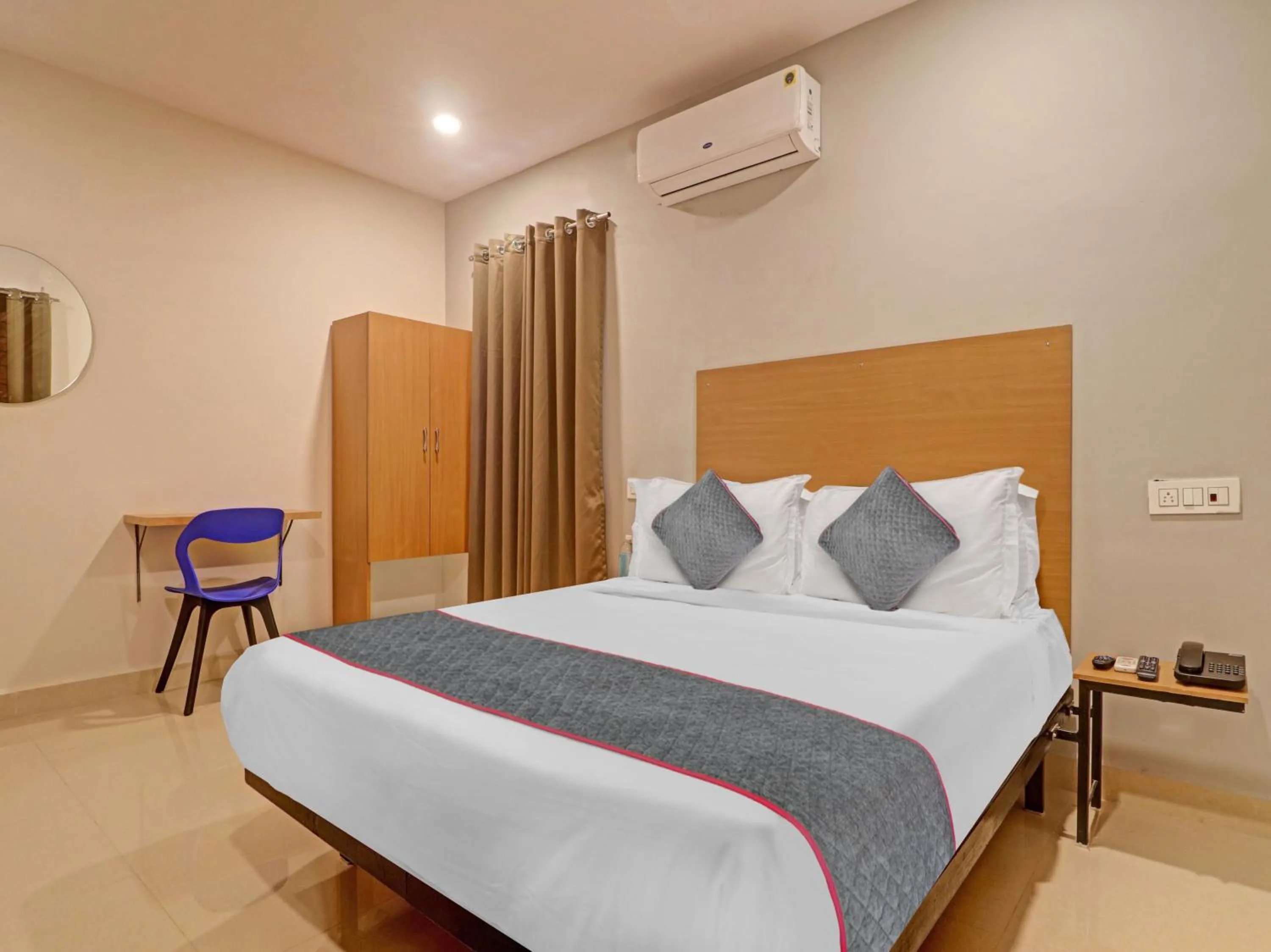 Bedroom in Townhouse White Ridge KPHB OPP JNTU