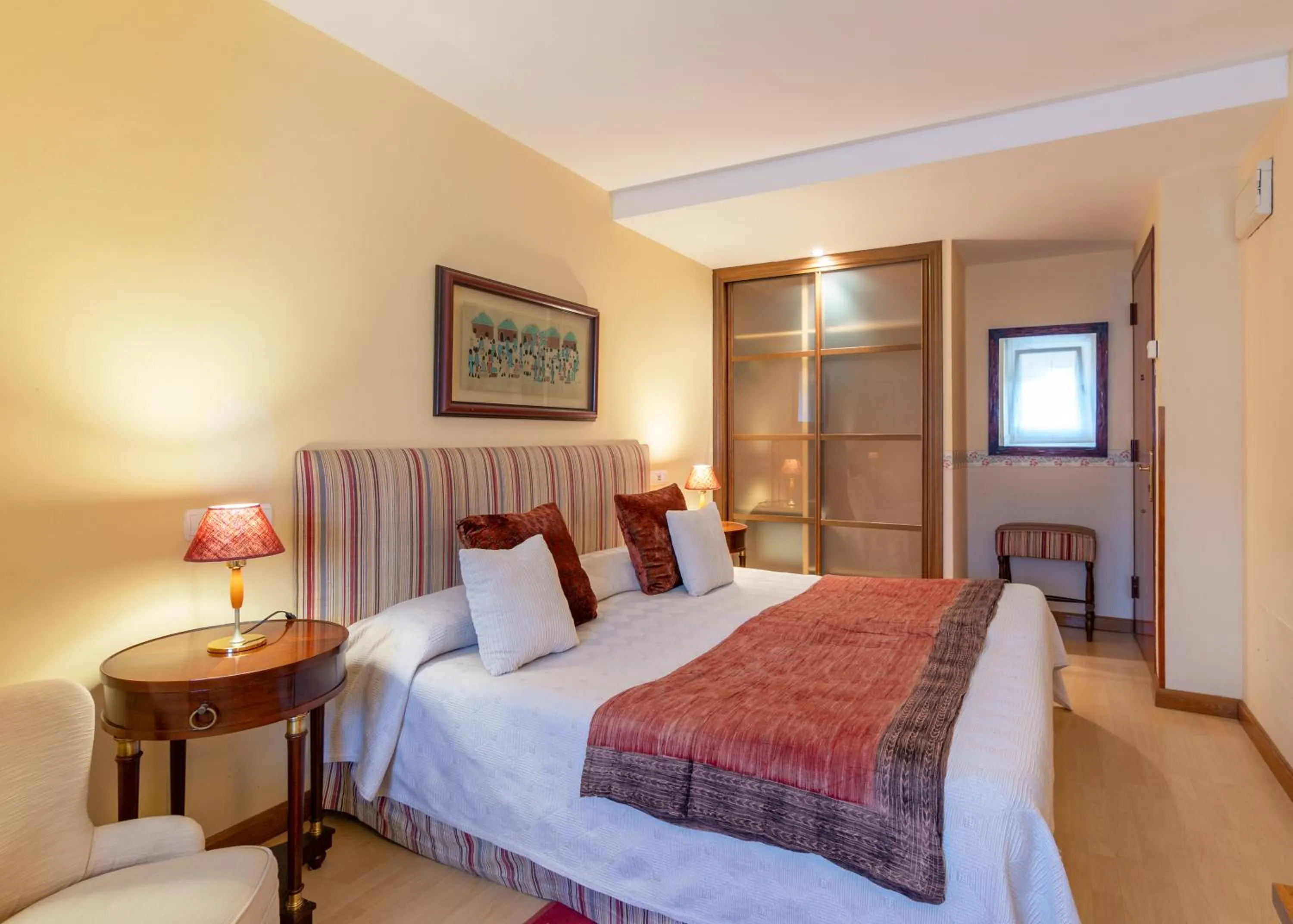 Photo of the whole room, Bed in Mar Del Sueve