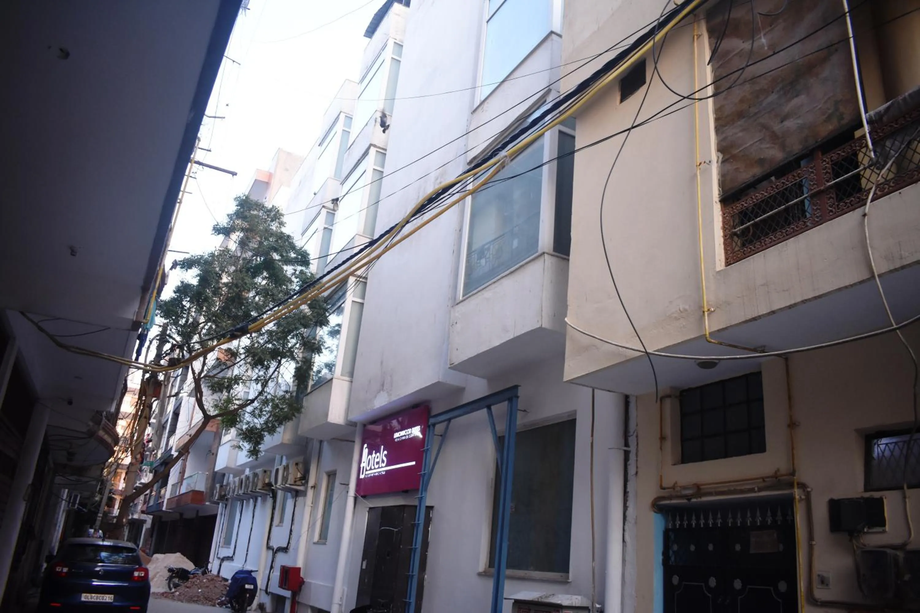 Property building in Lemonwood Suites by F9 Hotels - Trivoli Garden Chhatarpur