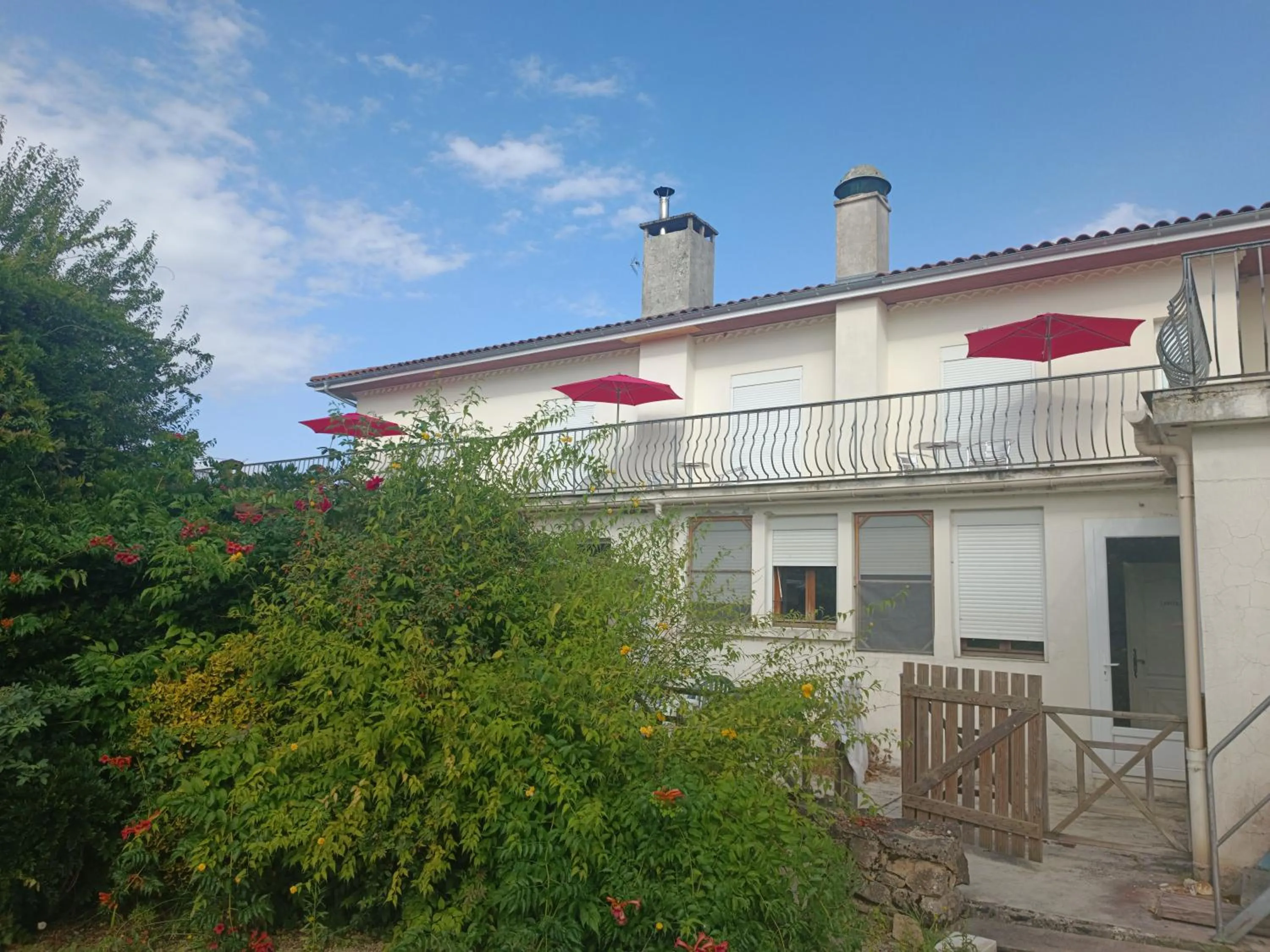 Property building in Relais de la tour