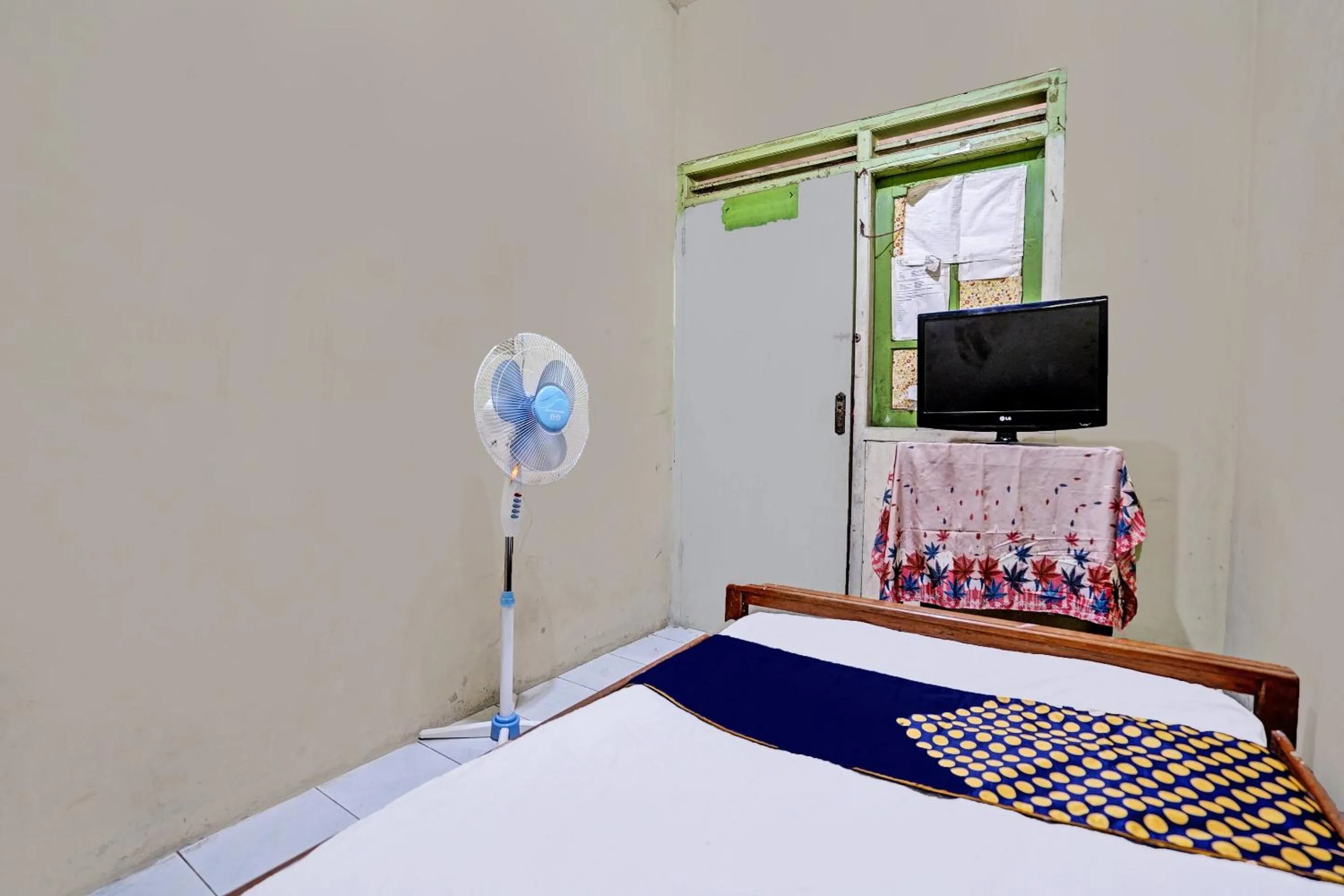 Bedroom, Bed in Hotel O Nurul Homestay Syariah