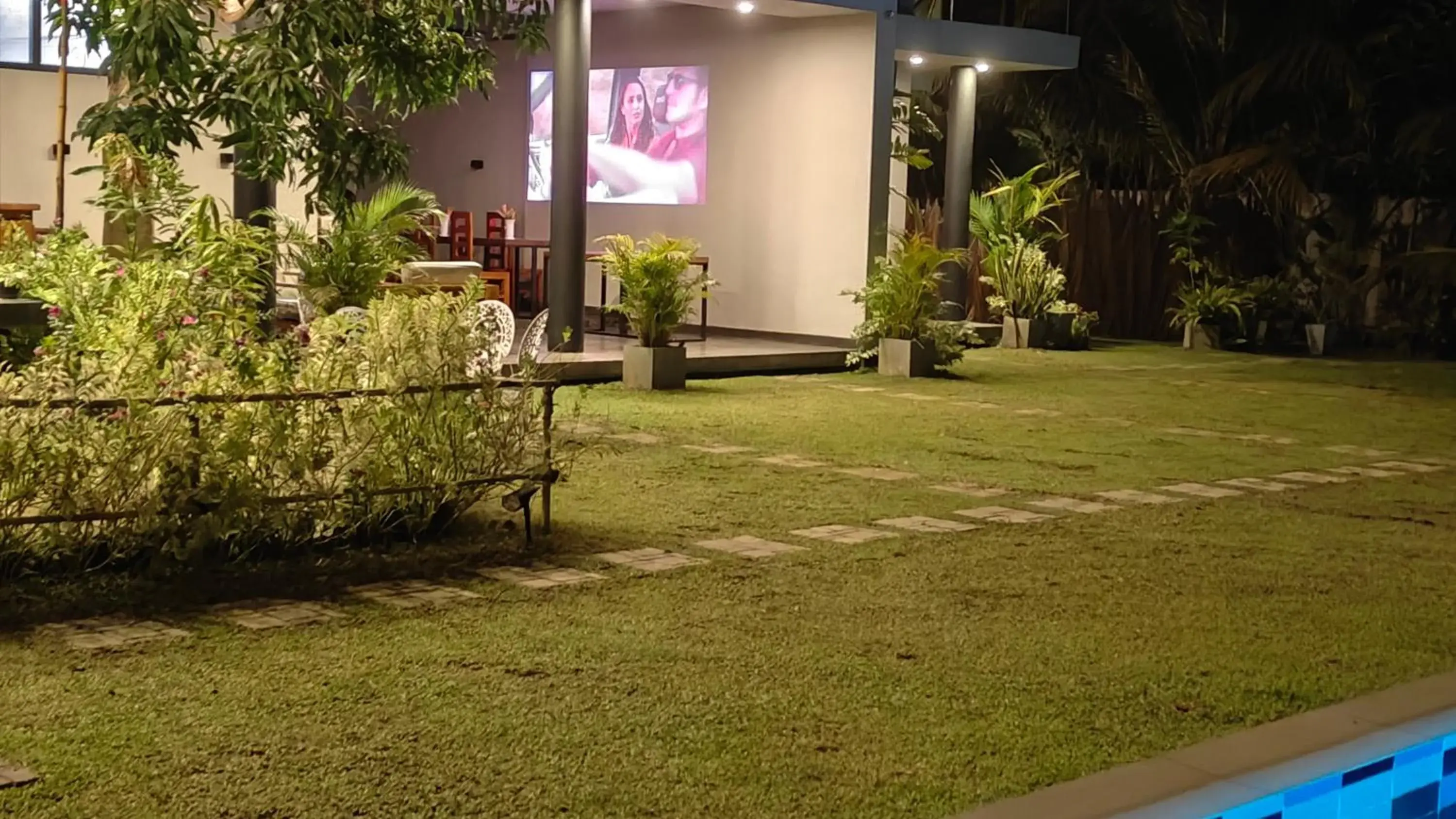 Garden view in Mango Tree Villa Bentota Garden view in Mango Tree Villa Bentota