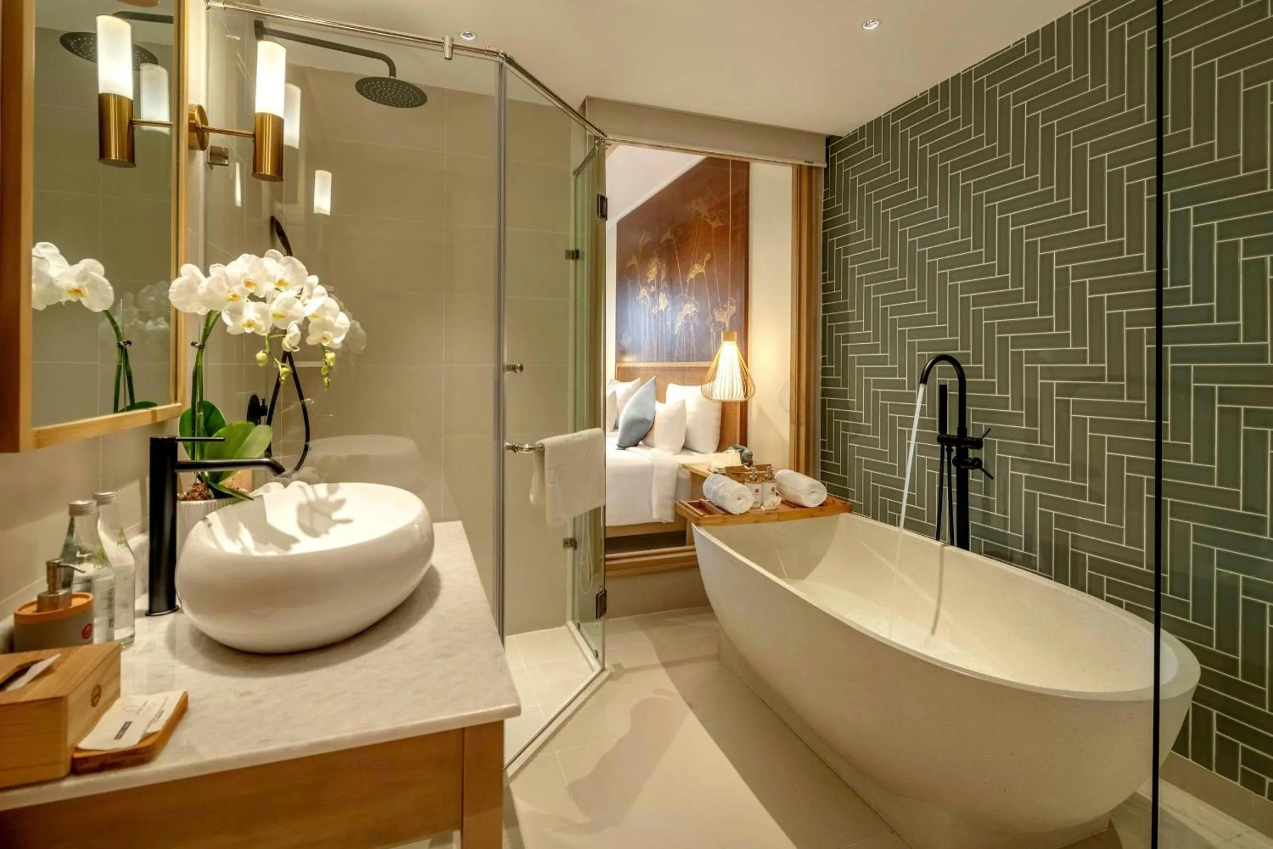 Bathroom, Bed in Little Oasis - An Eco Friendly Hotel & Spa