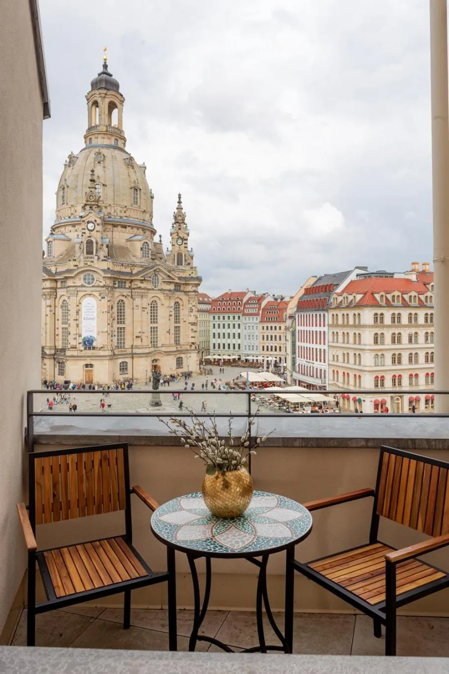 Day in Luxury Home / 3-Raum-Suite an der Frauenkirche / 6