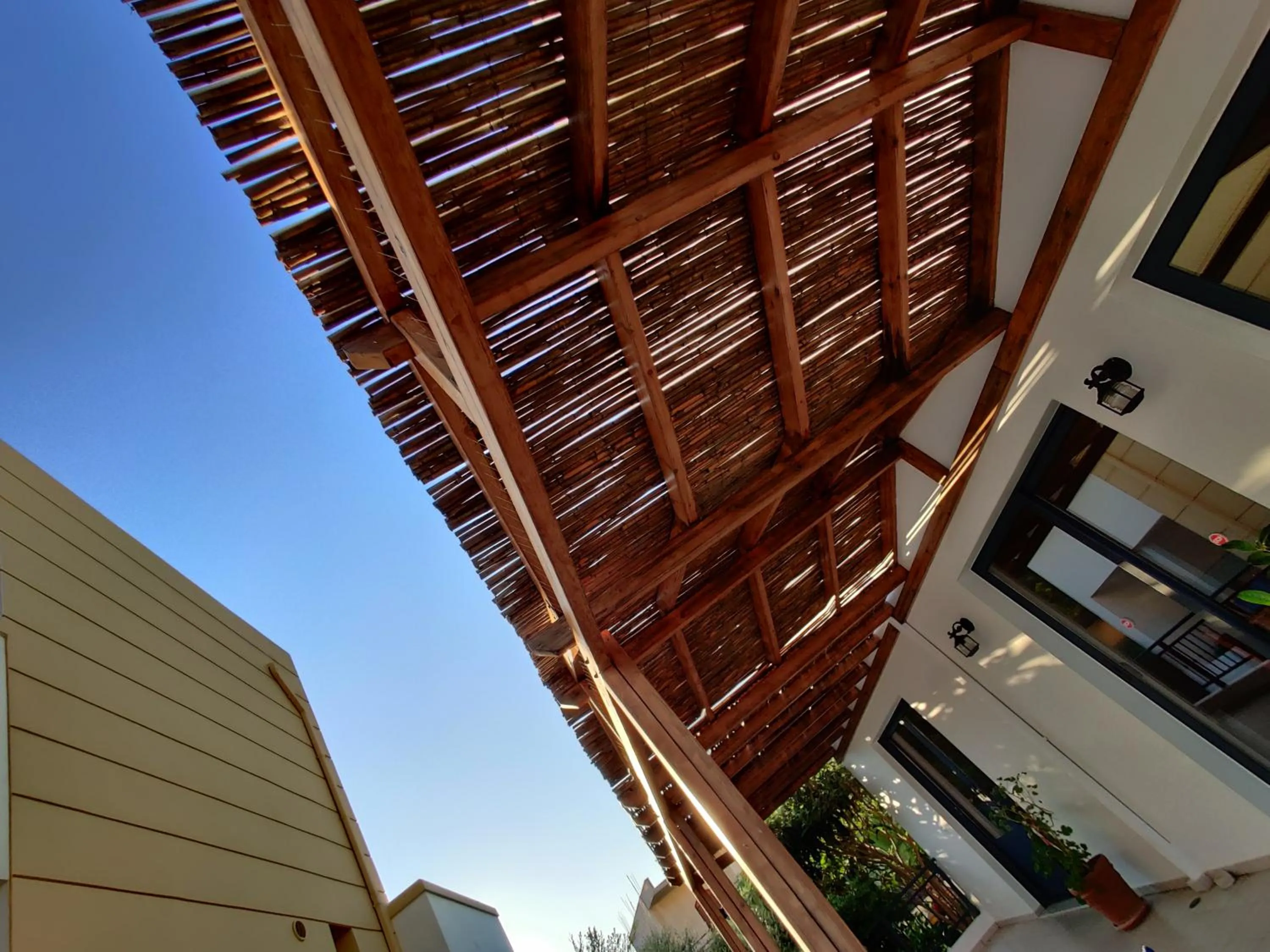 Restaurant/places to eat in Angelika Apartotel