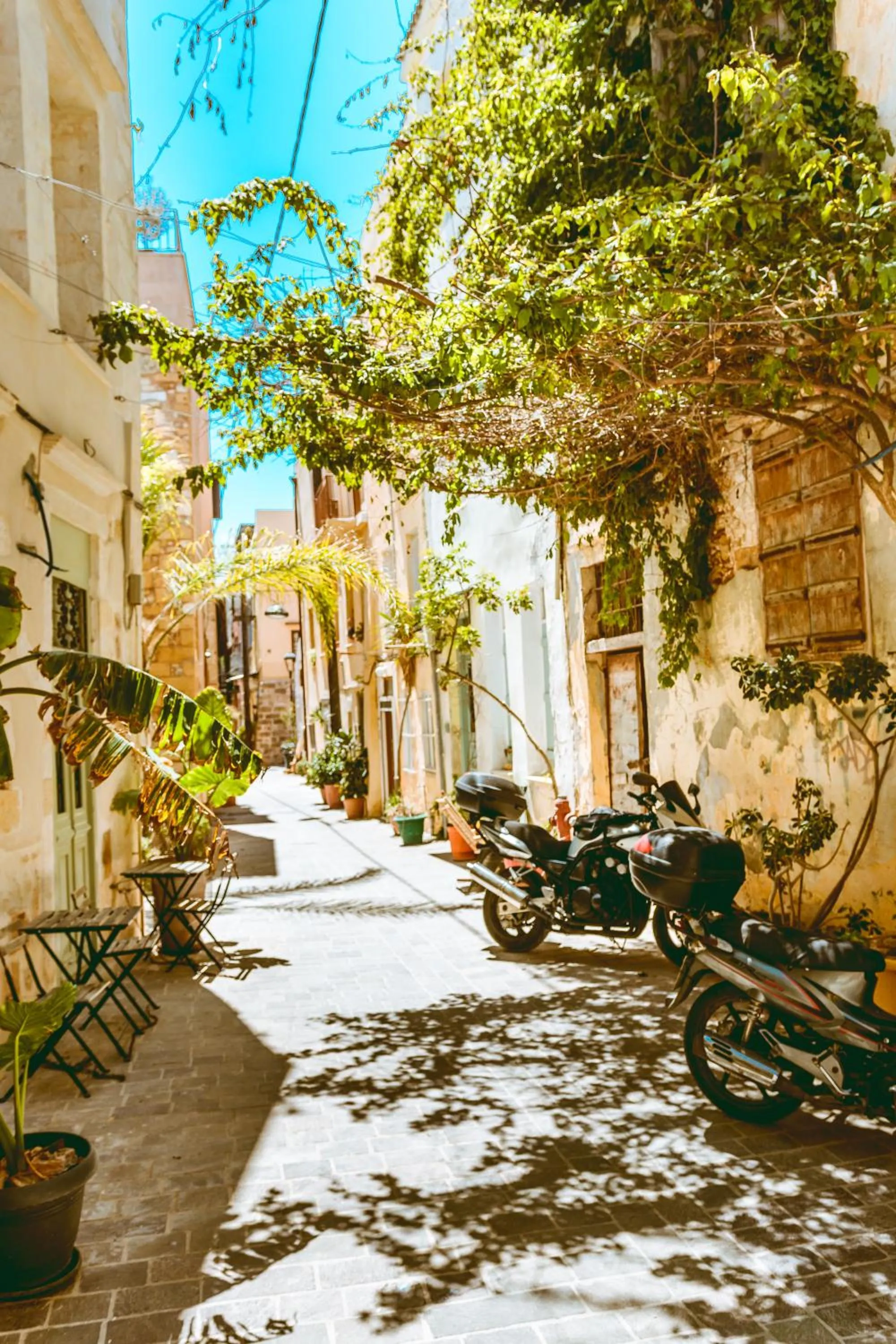 Facade/entrance in Bozzali Deluxe Hotel