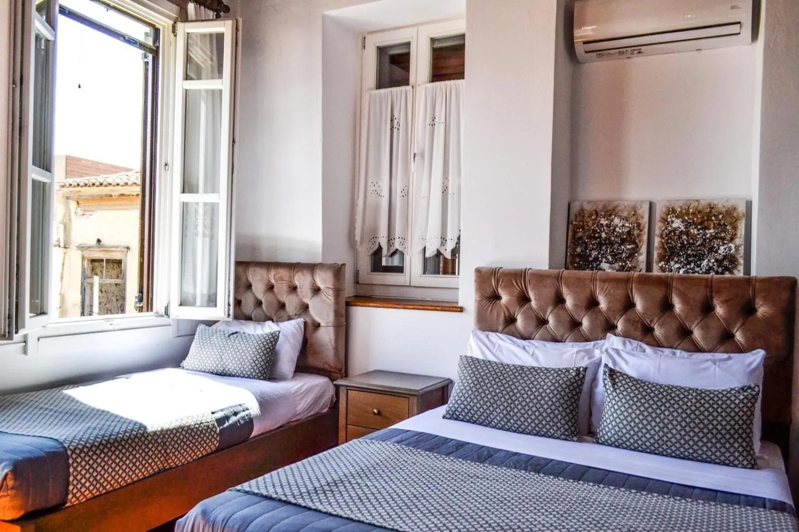 Photo of the whole room, Bed in Bozzali Deluxe Hotel