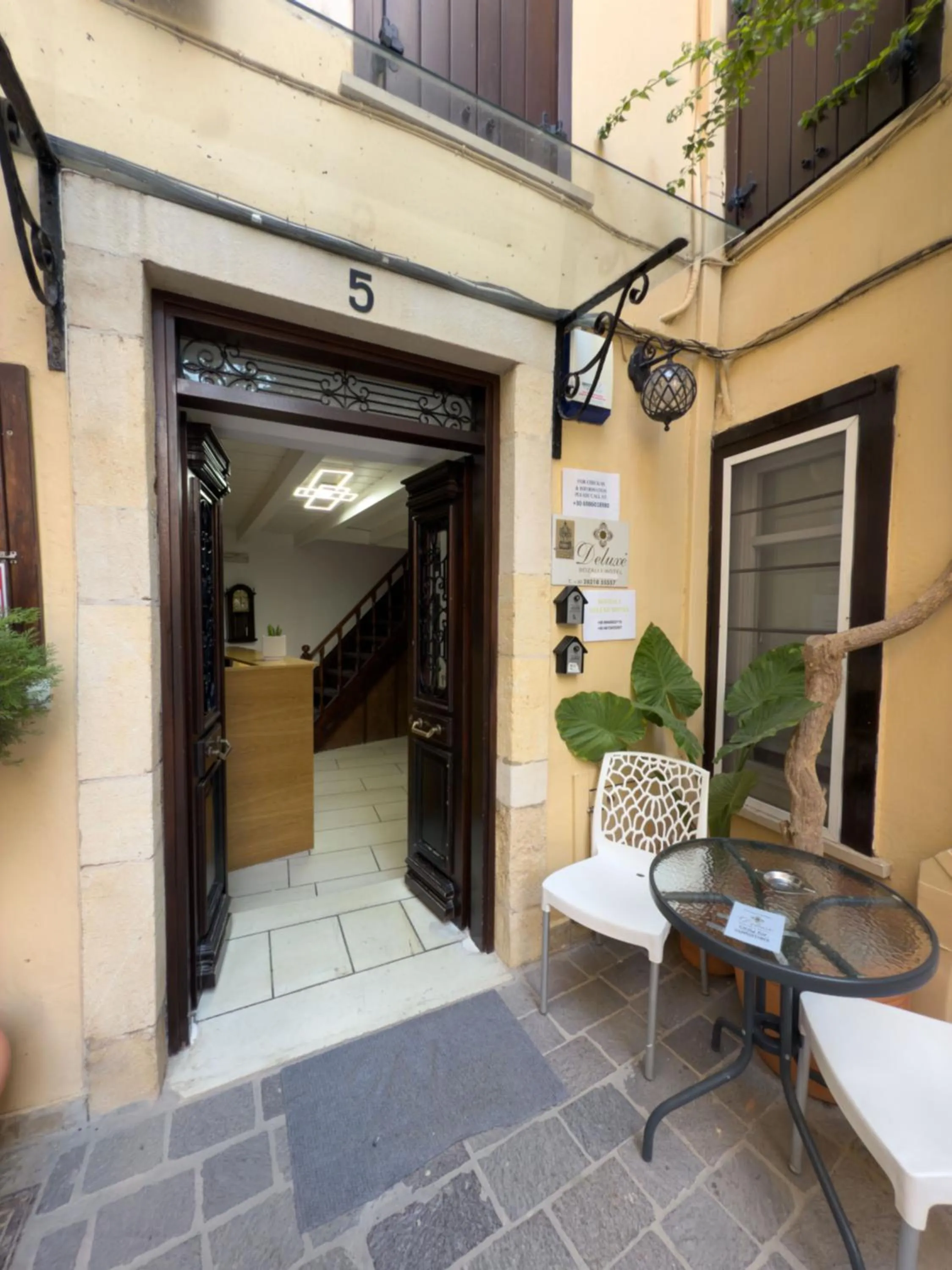 Property building in Bozzali Deluxe Hotel