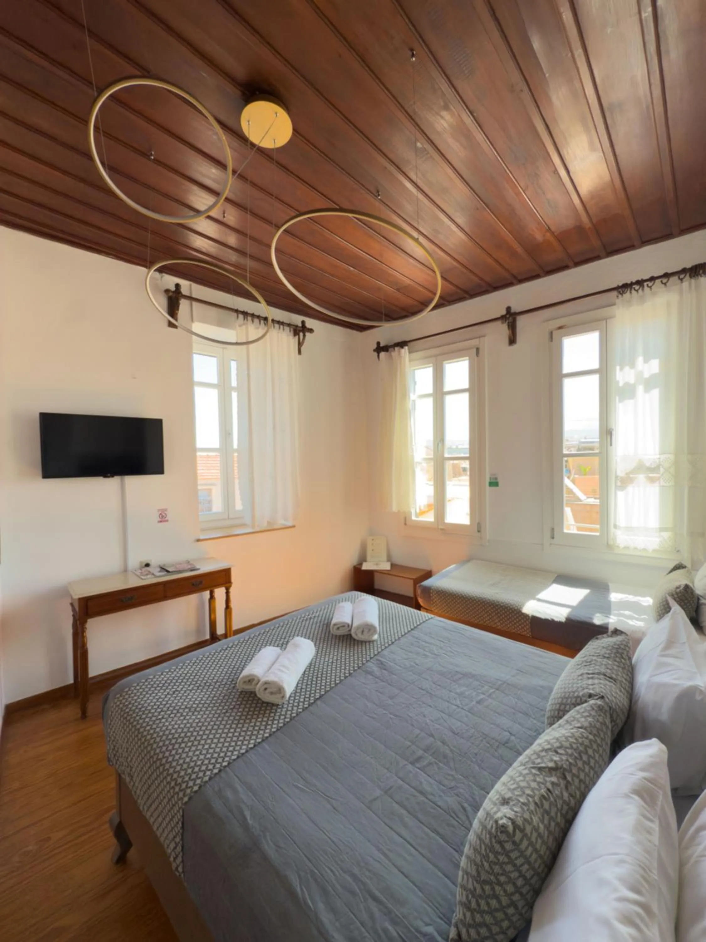 Photo of the whole room, Bed in Bozzali Deluxe Hotel