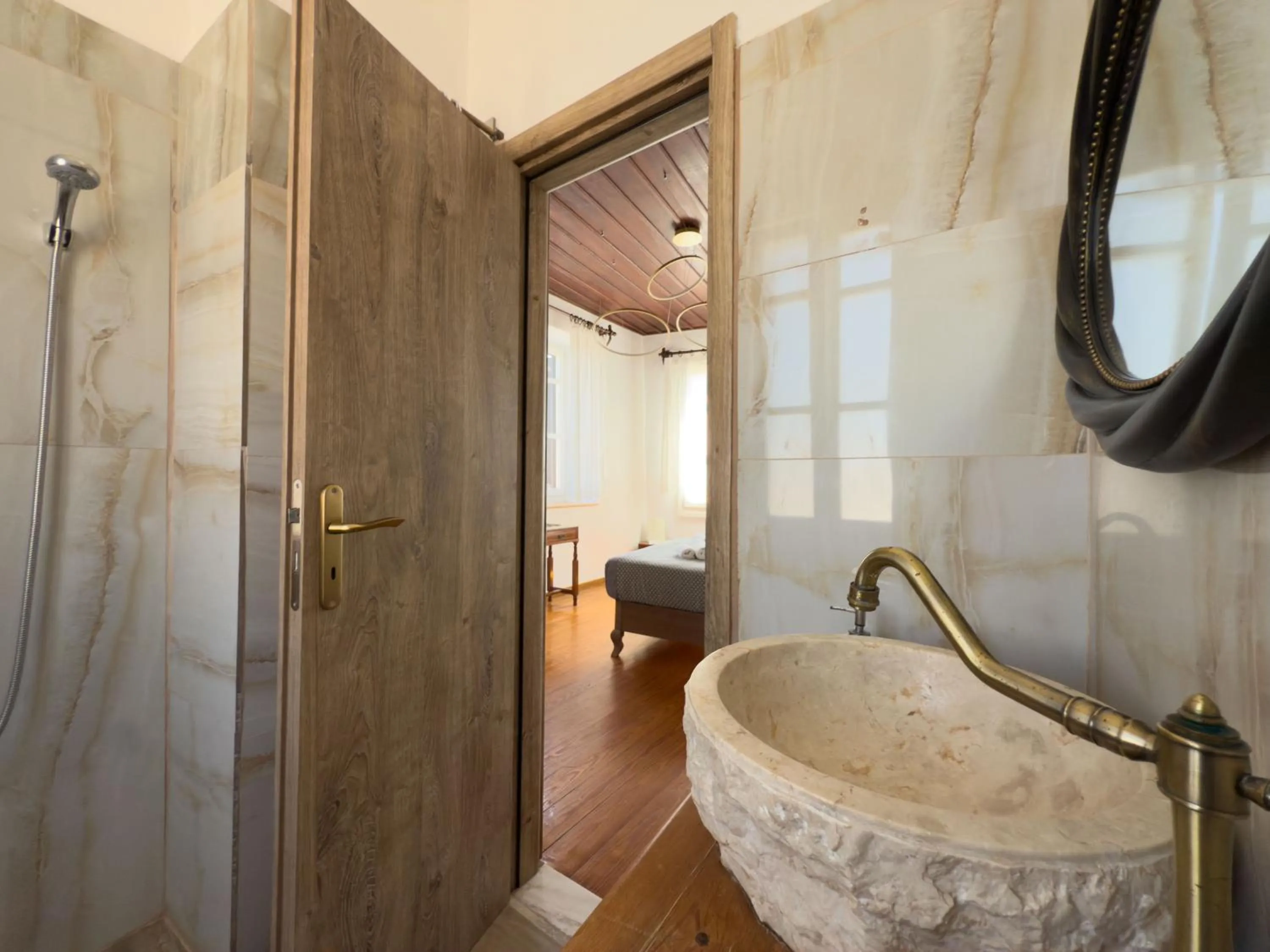 Bathroom in Bozzali Deluxe Hotel