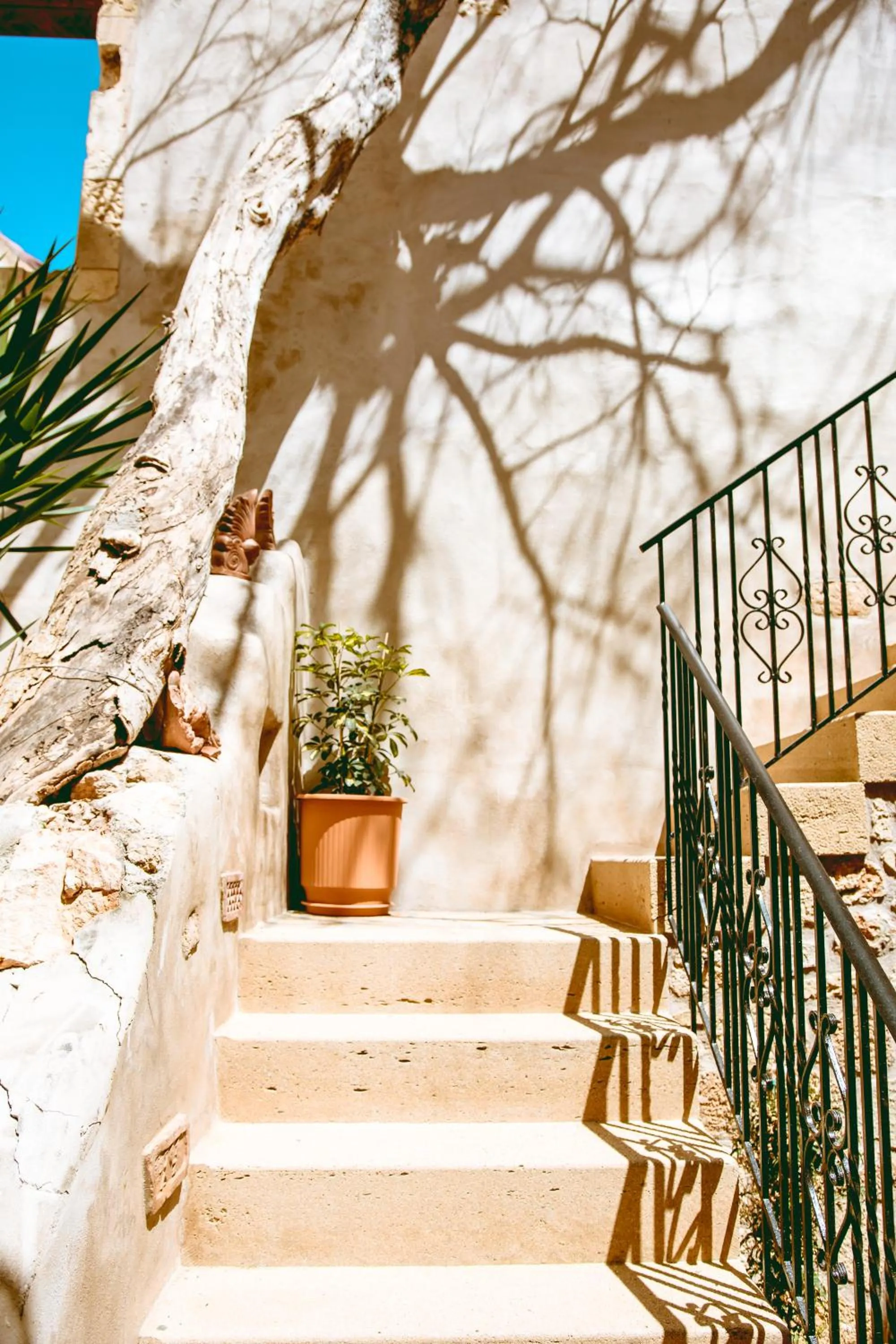 Inner courtyard view in Bozzali Deluxe Hotel