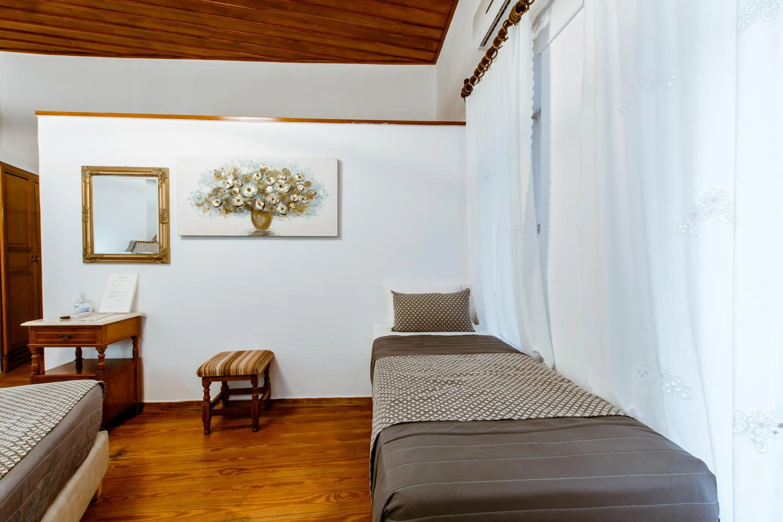 Bed in Bozzali Deluxe Hotel