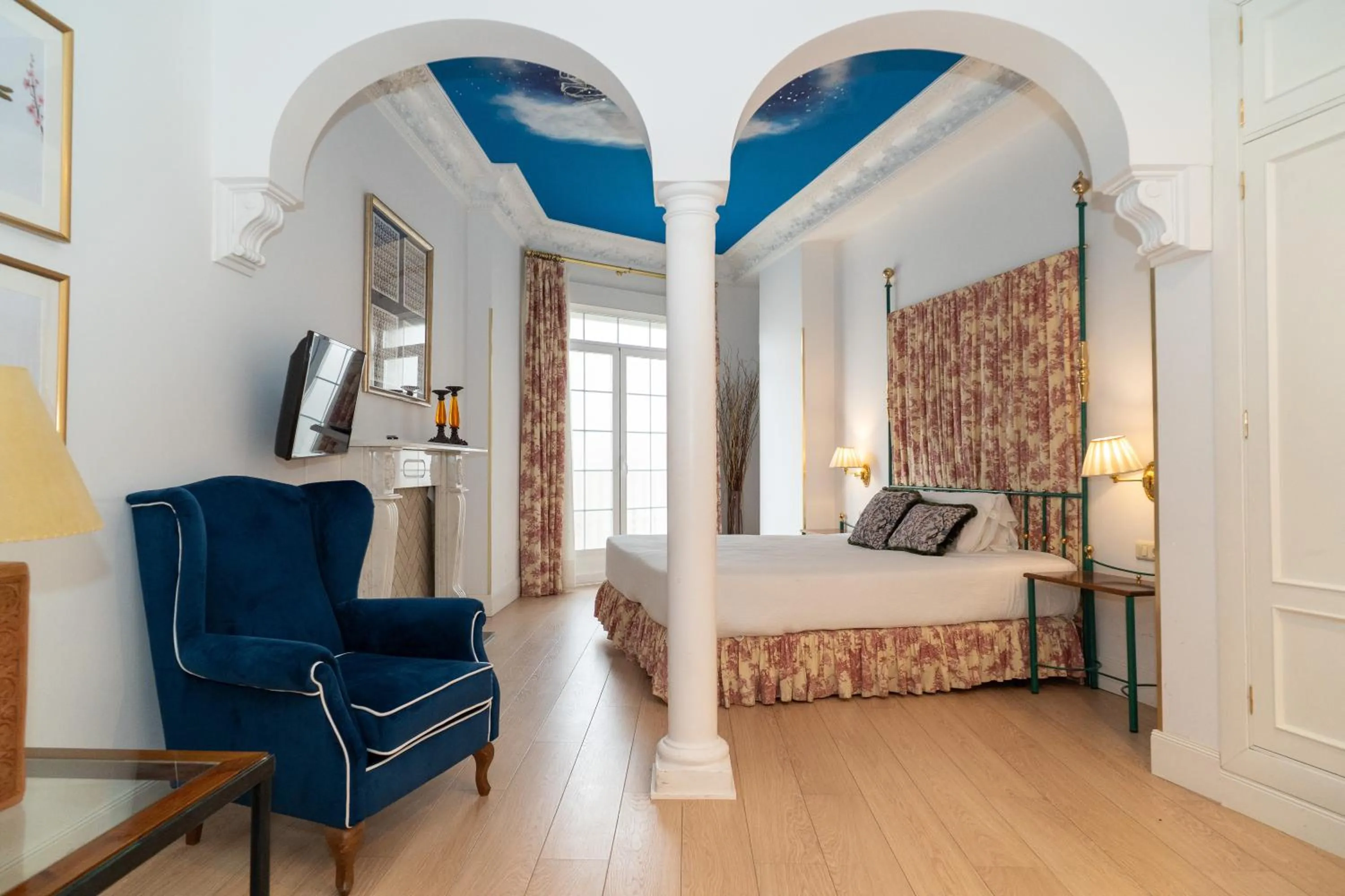 Photo of the whole room in Palacete de la Ochava