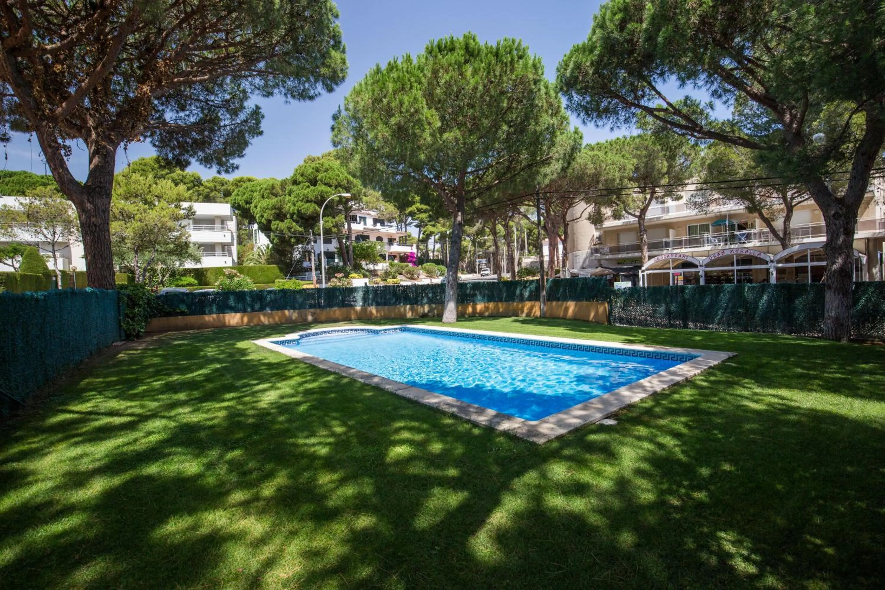 Swimming pool in Apartamento 4 Pax a 300m Playa con acceso a piscina MP 2H