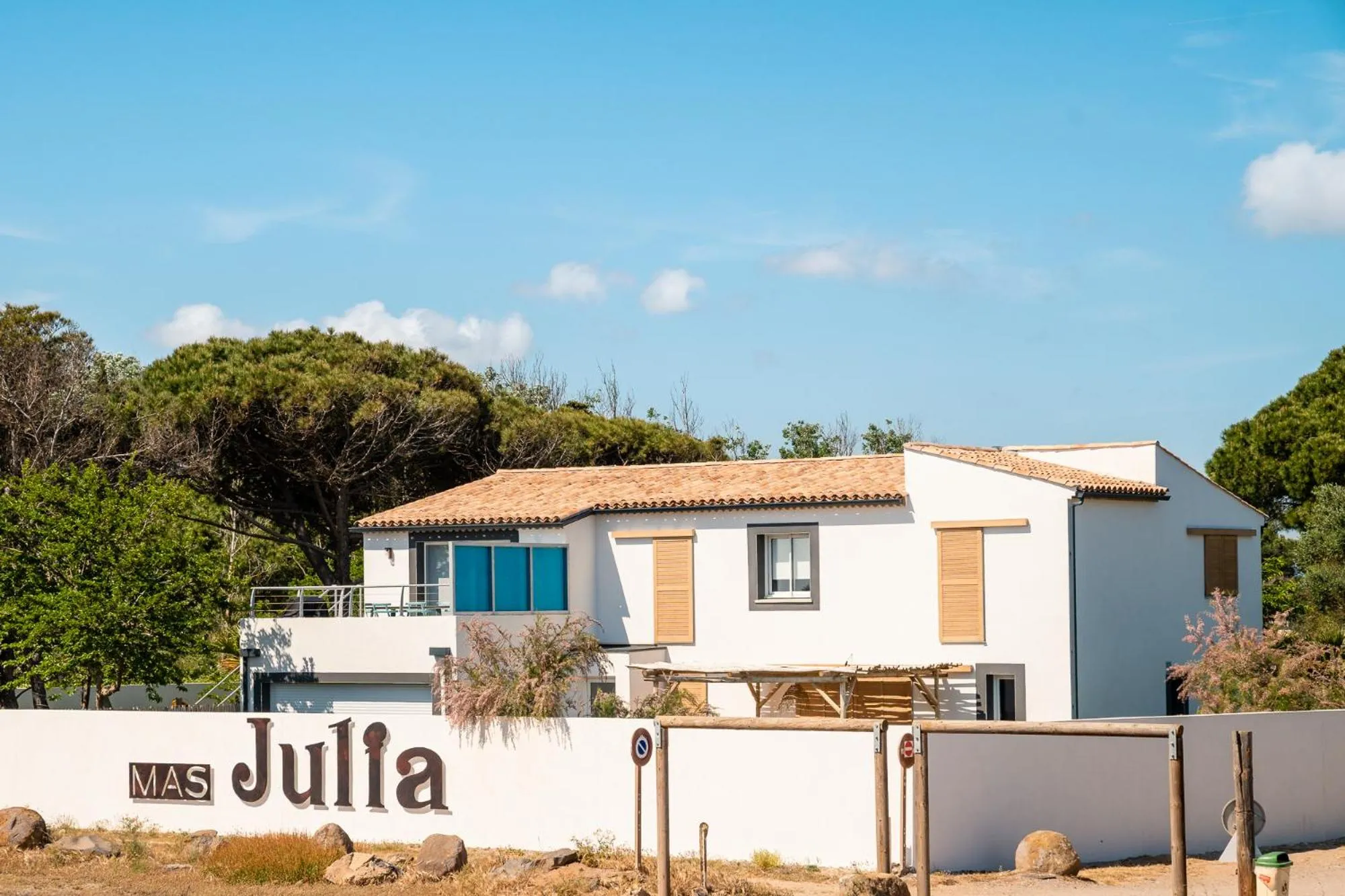 Property building in Mas Julia